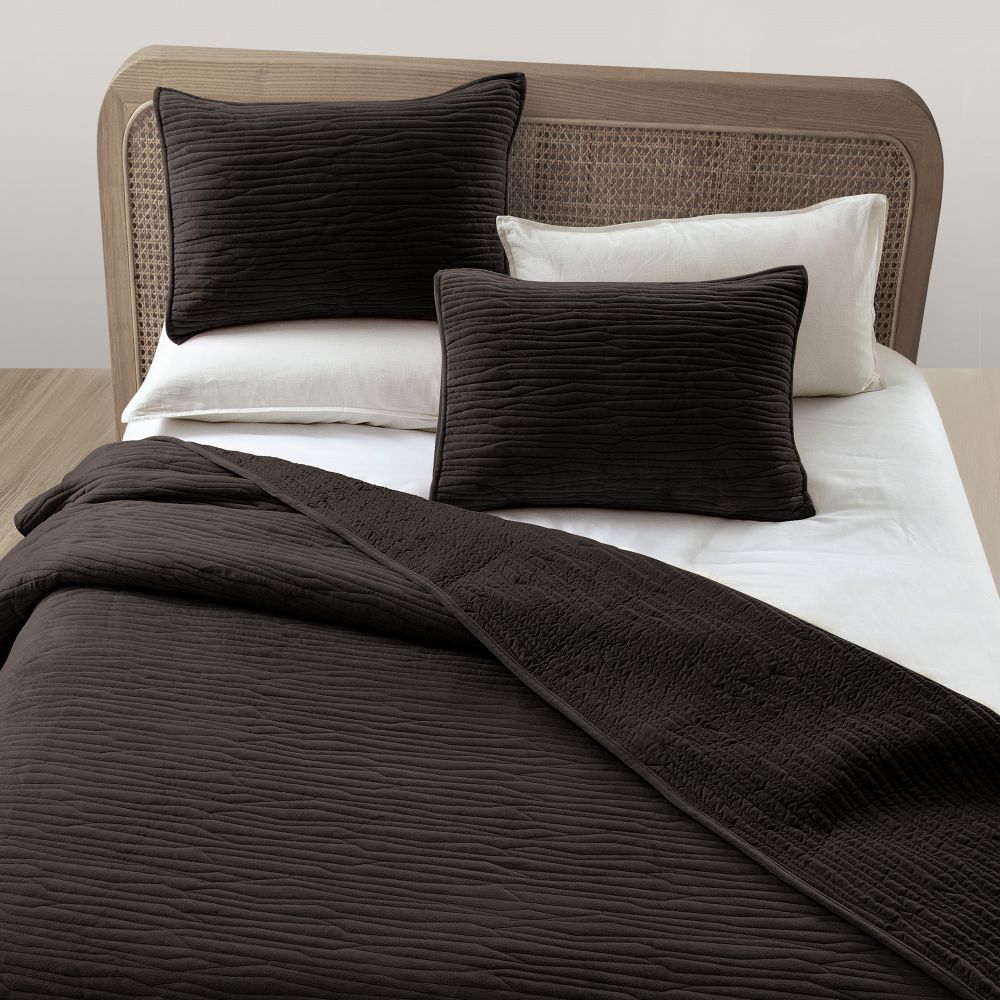Luxury Wood Grain Velvet 3-Piece Quilt Set - King/Queen Size Bedding - Soft & Stylish Comforter Cover for Master Bedroom, Guest Room & Dorm Decor