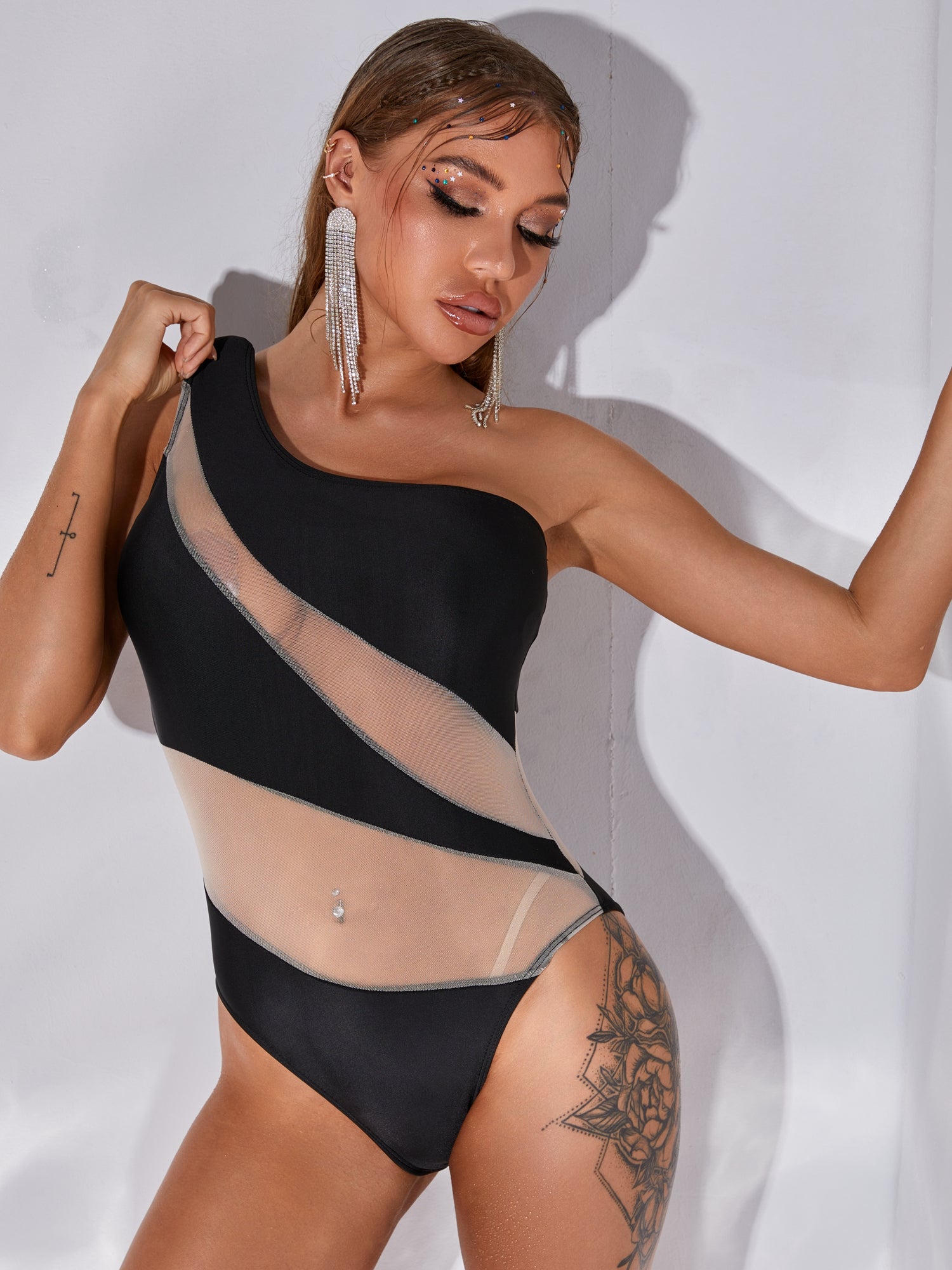 ZASUWA Women's Sexy Lace Mesh Bodysuit One Piece - Perfect for Date Night, Lingerie & Boudoir Photography