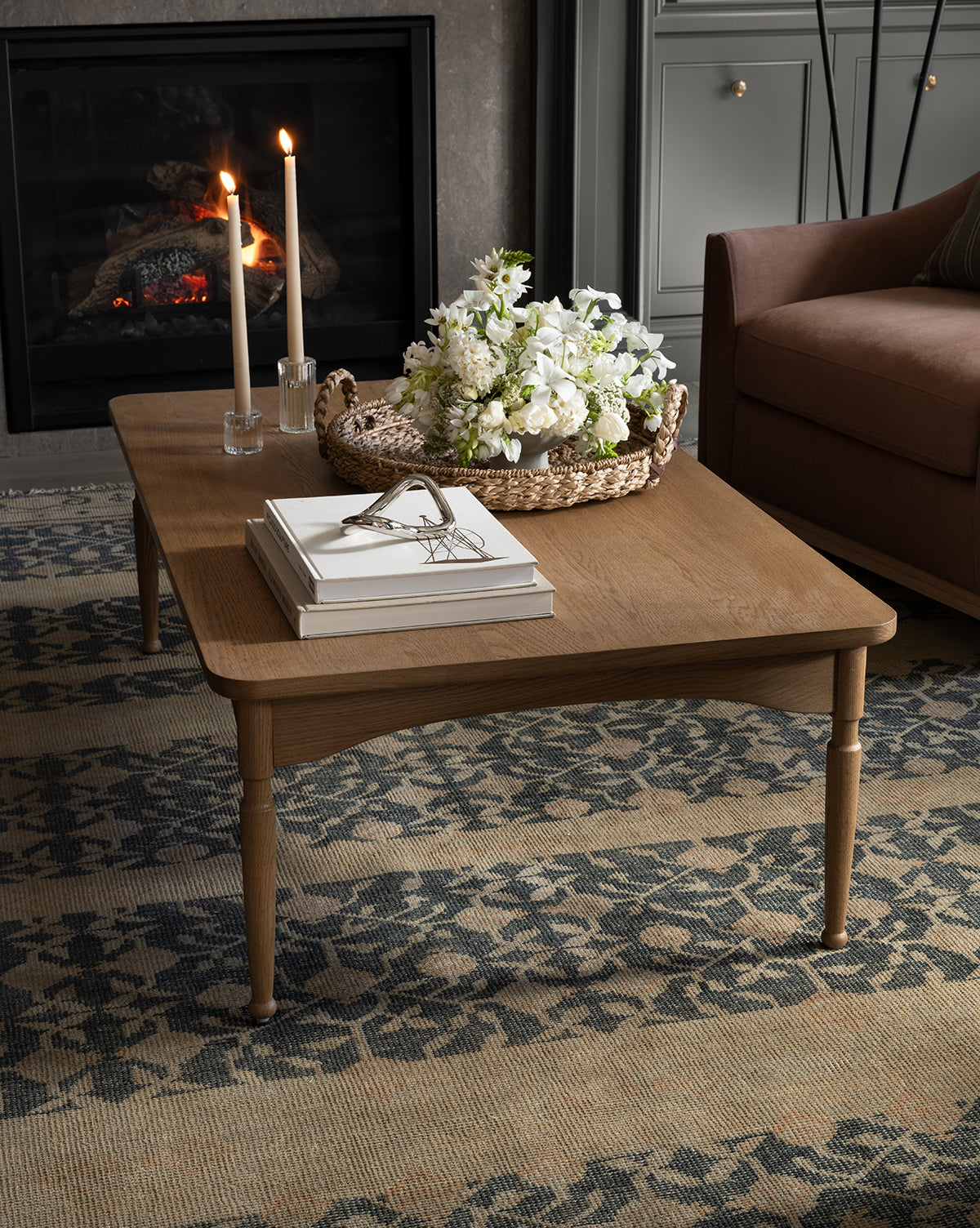 Modern Phipps Coffee Table - Stylish & Durable Living Room Furniture for Home Decor | Perfect for Small Spaces, Apartments & Cozy Living Rooms