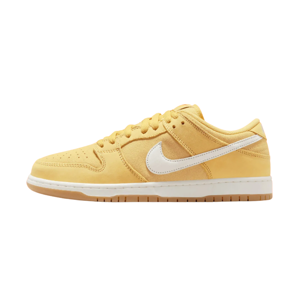 Nike SB Dunk Low Saturn Gold Solar Flare Gum Light Brown Skateboarding Shoes - Perfect for Streetwear Fashion & Skateboarding Enthusiasts
