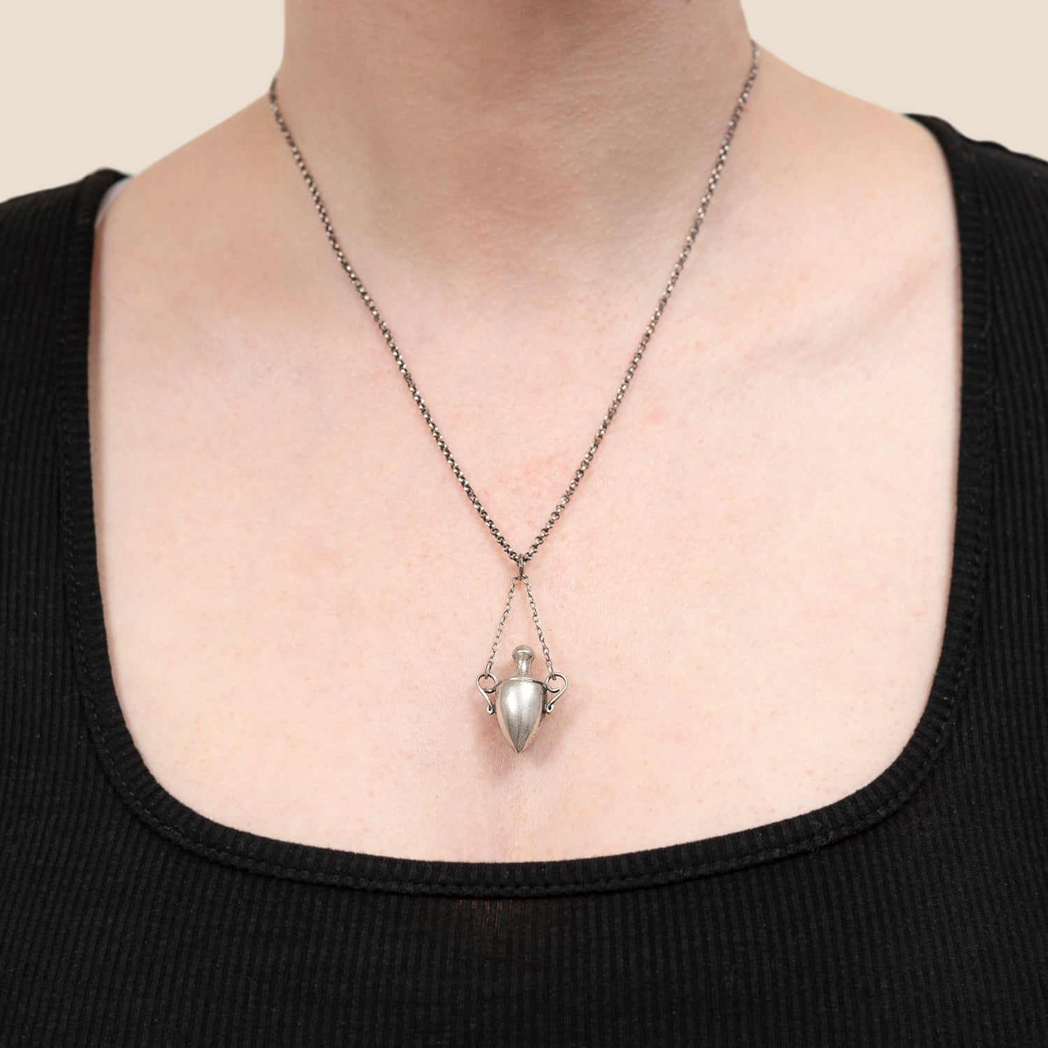 Victorian Sterling Silver Urn Necklace - Elegant Memorial Jewelry for Ashes, Cremation Keepsake - Perfect for Remembrance, Sympathy Gifts & Special Occasions