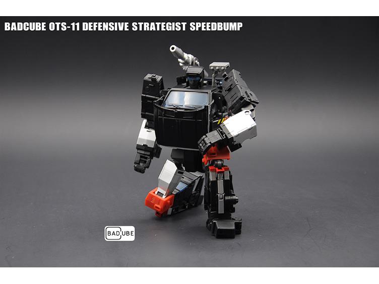 Badcube OTS 11 Defensive Strategist Speedbump Action Figure - Transformers-Style Collectible Robot Toy for Display & Battle Scenes