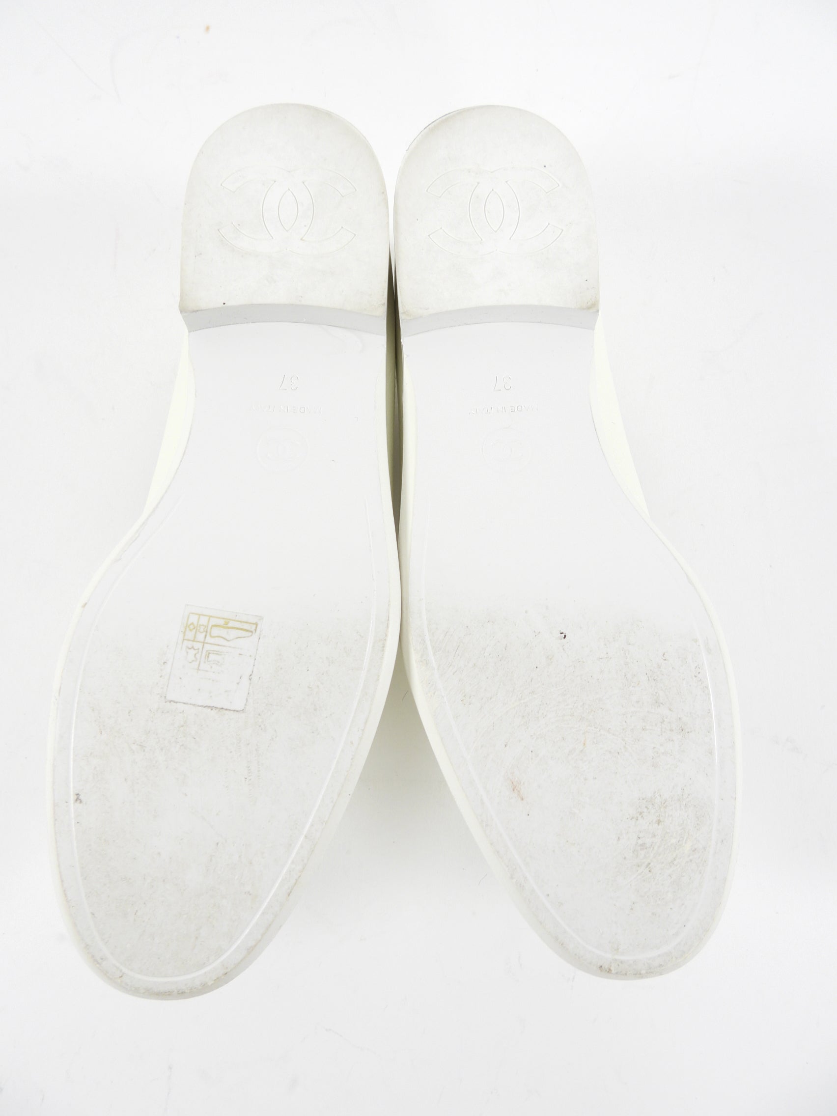 Chanel Ivory Leather Pearl CC Loafers Women's Size 37 / 36.5 - Classic Luxury Flats for Office, Party & Everyday Wear