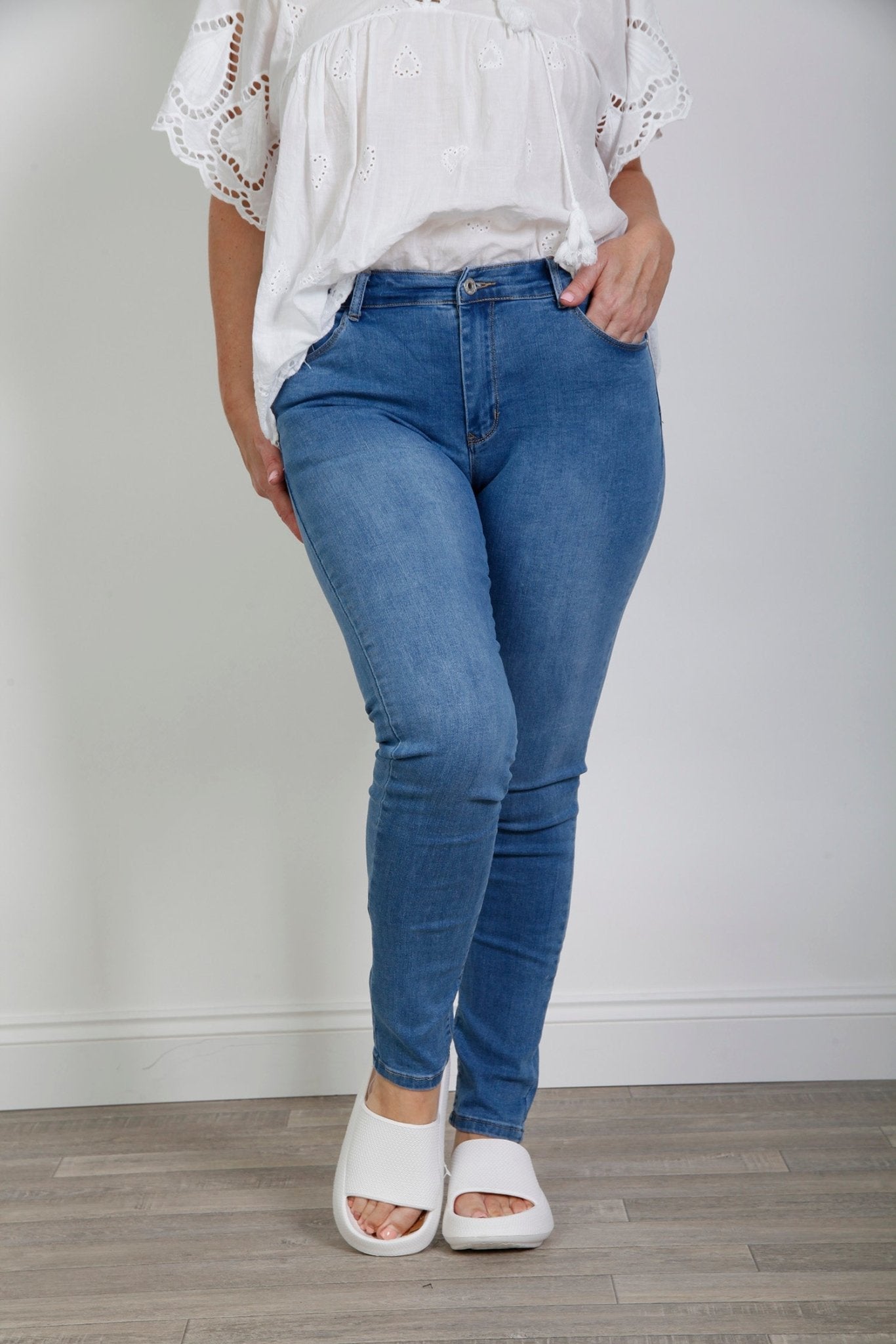 High Waisted Washed Denim Push Up Skinny Jeans for Women - Slimming Stretch Comfort Fit - Perfect for Casual Outings & Date Nights
