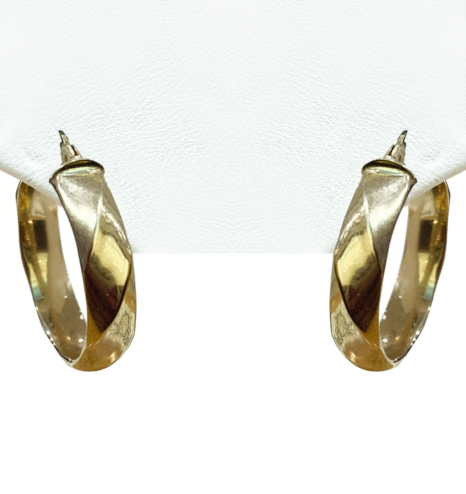 14K Gold Hoop Earrings for Women - Elegant Dainty Huggie Hoops - Perfect for Everyday Wear, Parties & Gifts