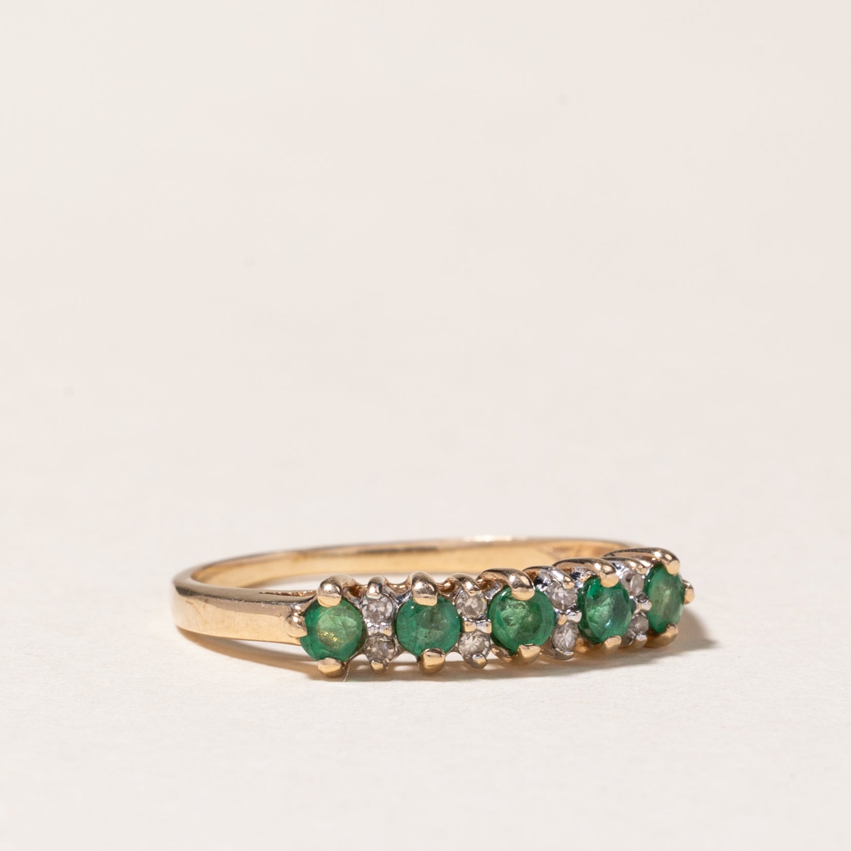 10K Gold Five Stone Emerald and Diamond Ring - 0.175ctw Total Weight, 0.042ctw Diamond - Size 5.5 - Elegant Birthstone Jewelry for Women, Perfect Gift for Anniversary, Engagement or Special Occasion