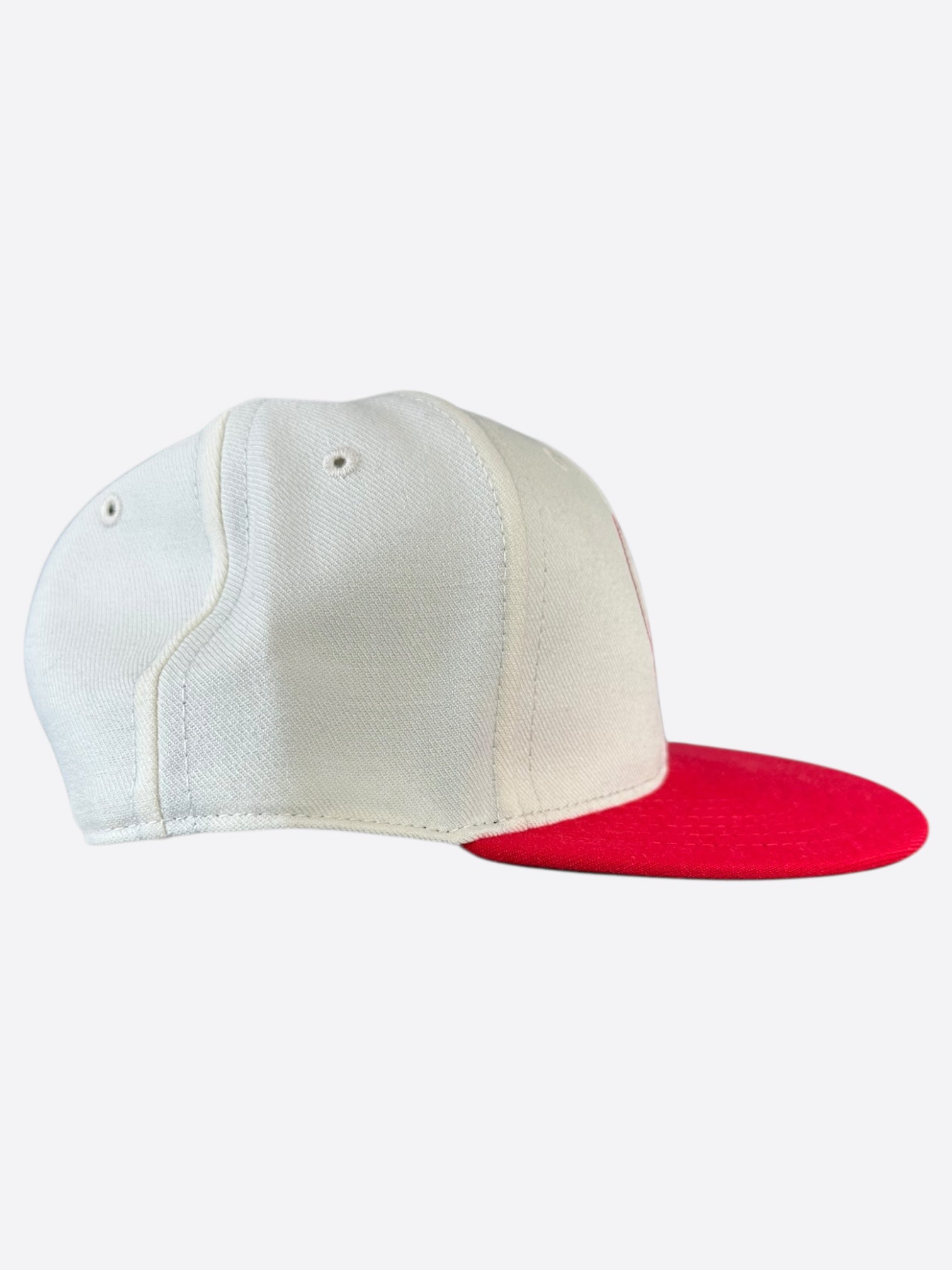 Chrome Hearts White & Red Heart Logo Fitted Hat - Stylish Snapback Cap for Men & Women - Perfect for Streetwear, Hip Hop Fashion & Casual Outfits
