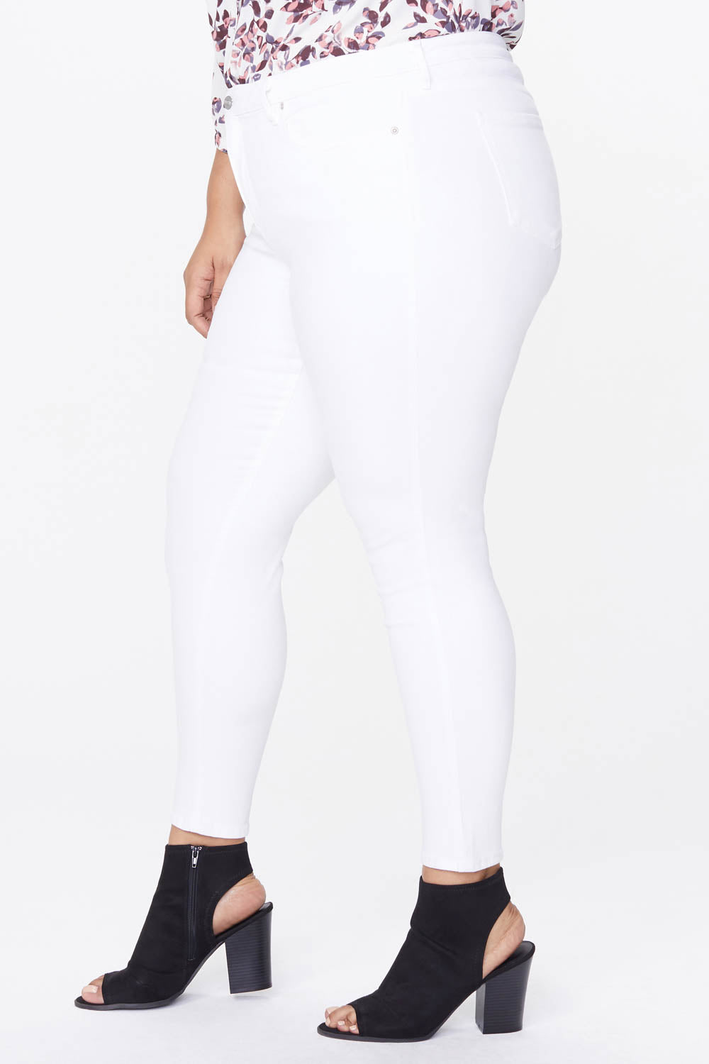 Ami Plus Size Skinny Jeans for Women - High Waist Stretch Denim Pants in Optic White | Perfect for Casual Wear, Office Outfits & Night Out Looks