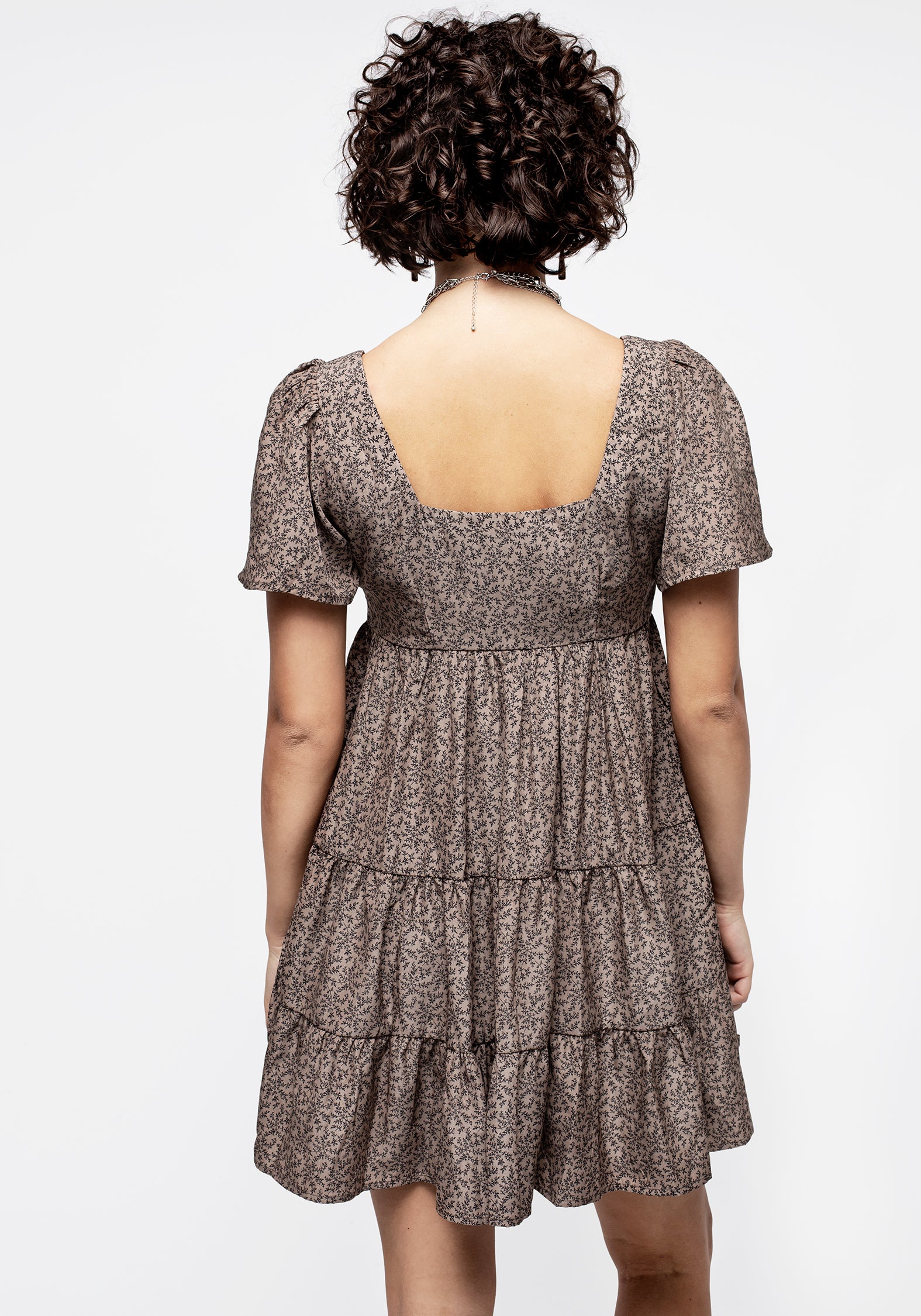 Meadowsweet Floral Tiered Mini Dress for Women - Summer Boho Chic Style - Perfect for Beach Vacations, Parties & Date Nights