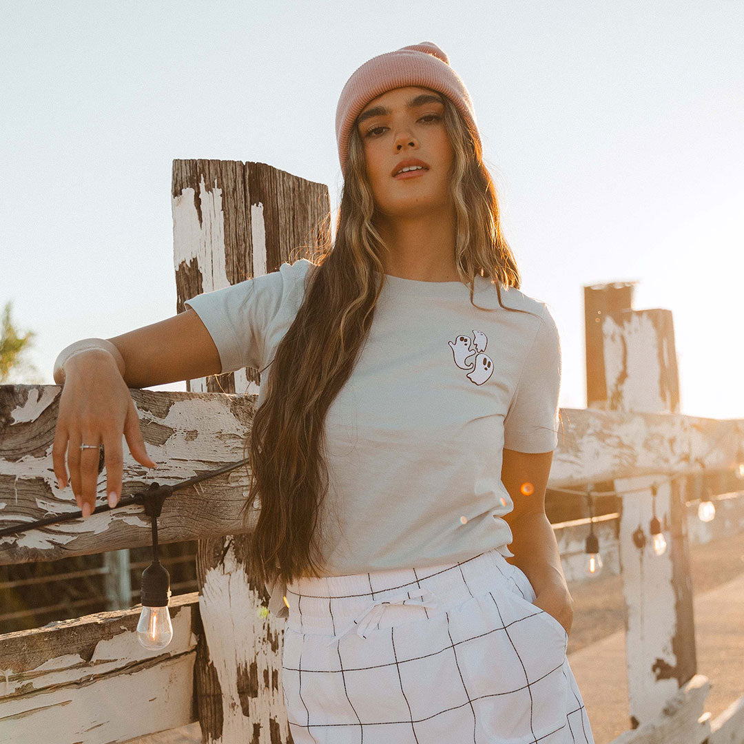 Basic Tee with Three Little Ghosts Print - Soft Cotton T-Shirt for Casual Wear, Halloween Party & Everyday Outfits
