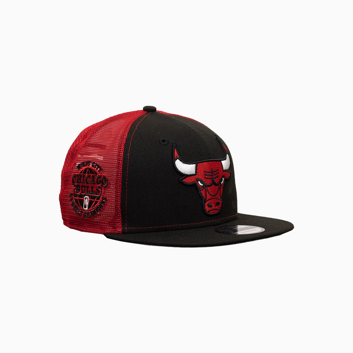 Chicago Bulls 6X World Champions NBA 9Fifty Snapback Trucker Hat - Official NBA Licensed Cap for Men & Women - Perfect for Basketball Games, Streetwear & Sports Fans