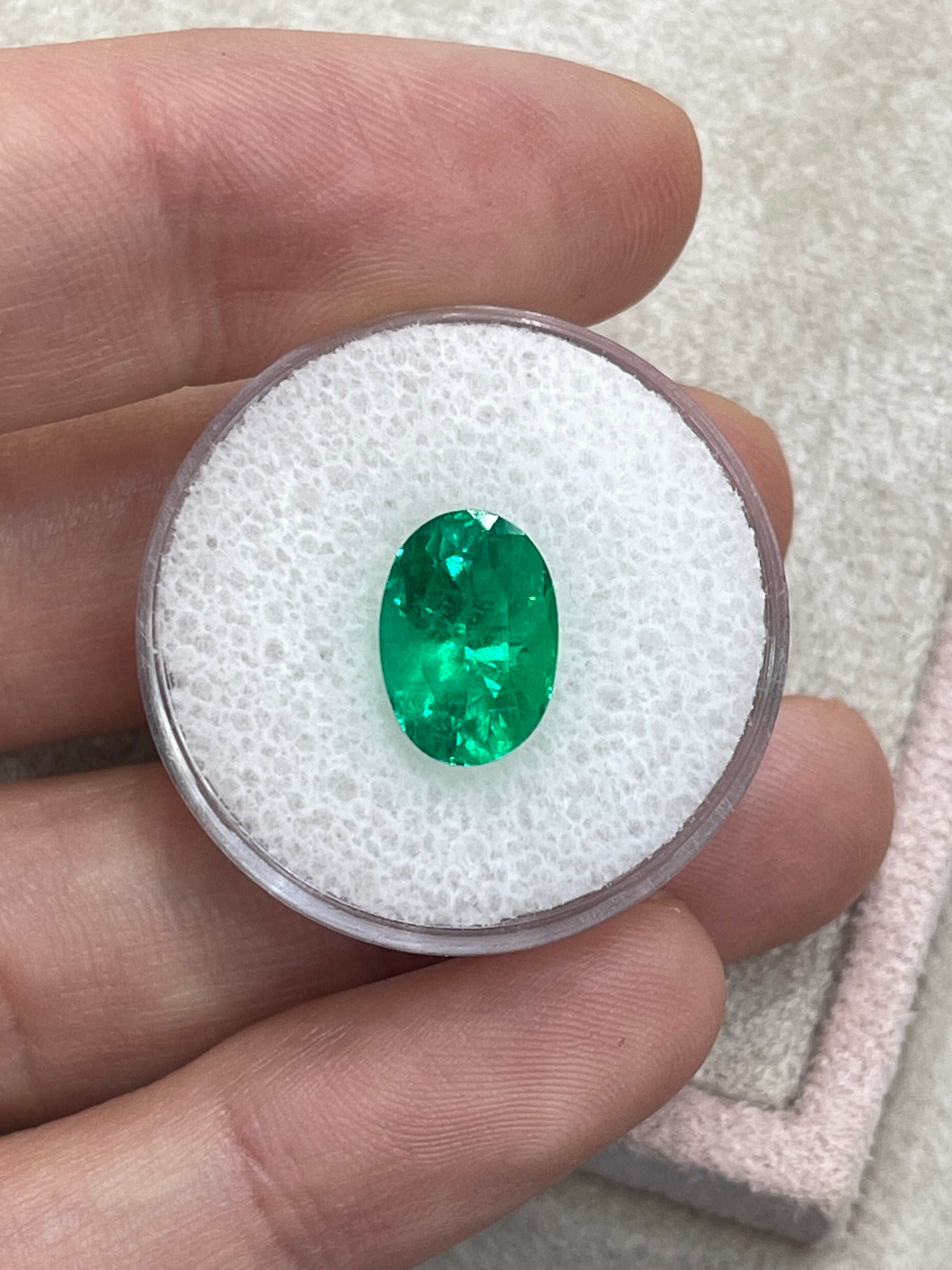 3.24 Carat AAA+ Vivid Yellowish Green Oval Colombian Emerald - 11.4x8mm Natural Loose Gemstone for Jewelry Making, Engagement Rings & Luxury Gifts