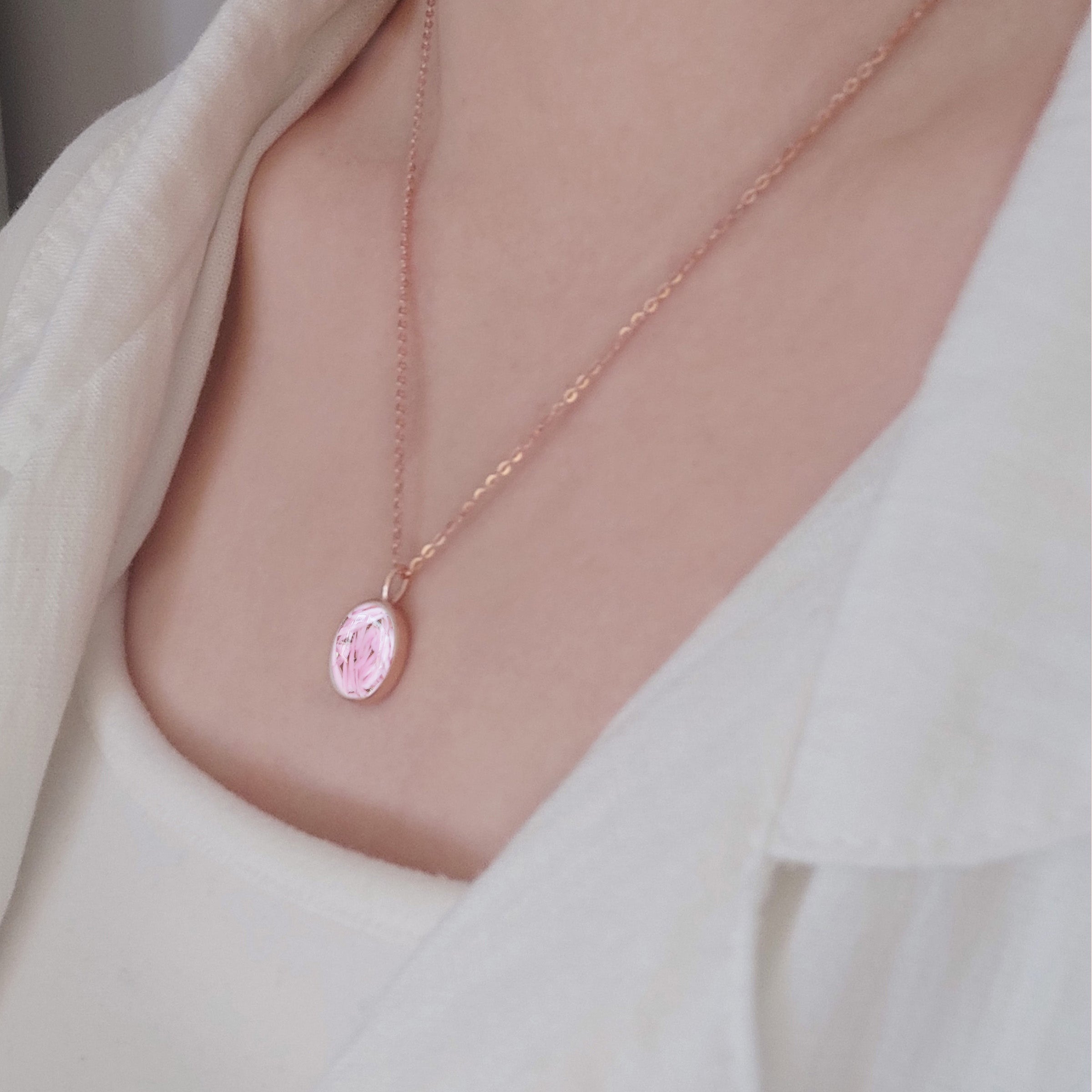 Love Miracle Pregnancy Test Cap Necklace - Positive Pregnancy Keepsake Jewelry for Moms to Be, First Time Mothers & Baby Announcement Gifts - Perfect for Gender Reveal Parties & Memory Keepsakes