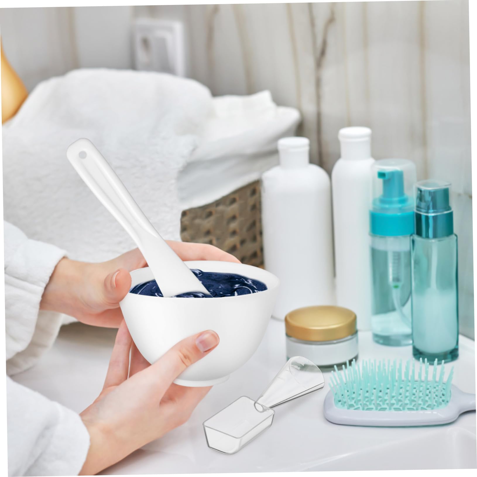 Premium Silicone Facial Mask Mixing Bowl Set - DIY Skincare Tool for Mud Masks, Creams & Serums - Perfect for At-Home Spa & Professional Salon Use - White