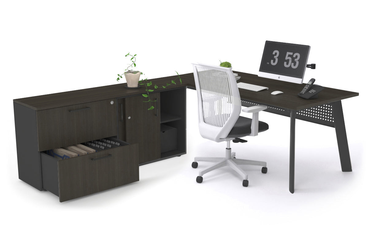 Switch Executive Setting With Uniform Spine Black Frame [1600L x 700W] - Premium Office Desk for Modern Workspace & Home Office