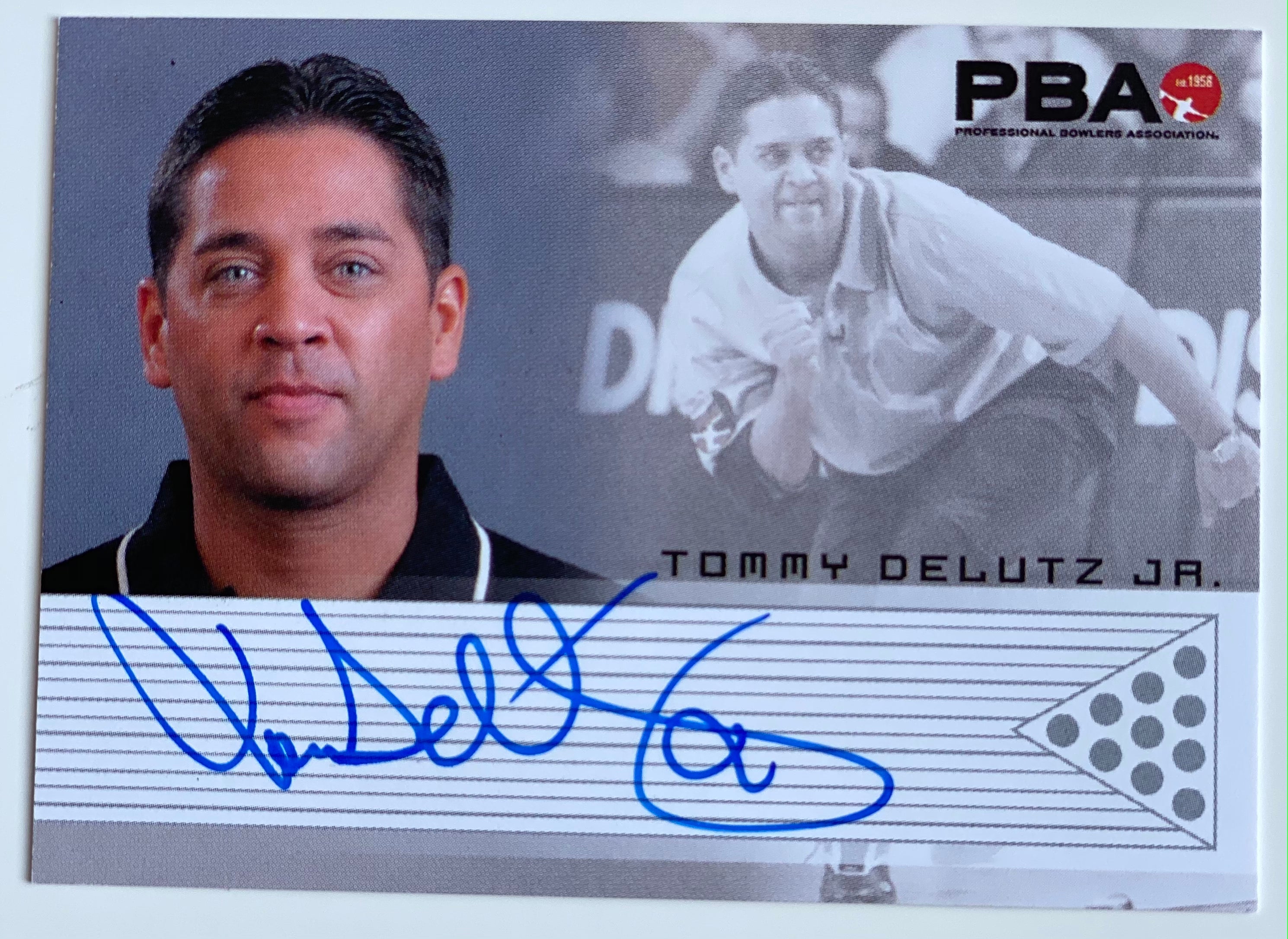 Tommy Delutz Jr. 2008 Rittenhouse PBA Autographed Bowling Trading Card - Collectible Sports Memorabilia for Bowling Fans & Card Enthusiasts
