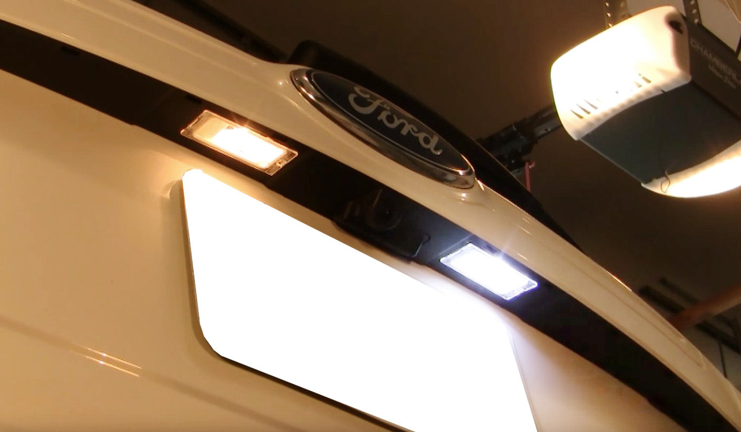 3 Diode Osram LED License Plate Light Assembly for Ford Edge Escape Mercury Mariner - Bright White Light, Easy Installation, Durable Replacement - Perfect for Night Driving & Enhanced Vehicle Appearance