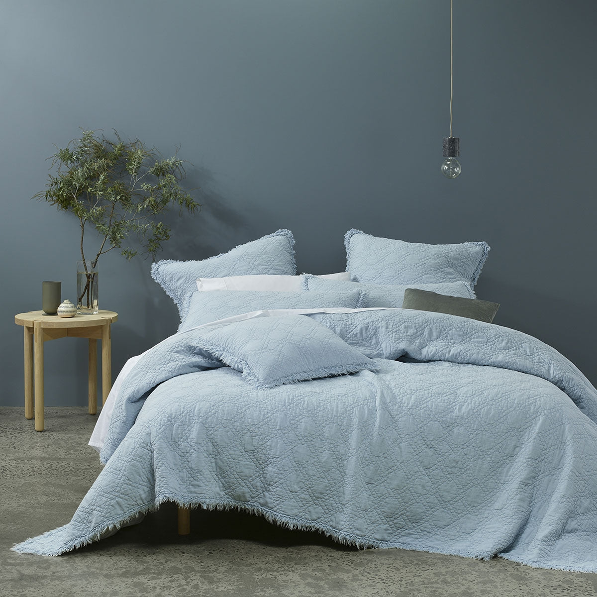 Bianca Hayes Soft Blue Bedspread - Luxurious & Breathable Cotton Bedding for Master Bedroom & Guest Room Decor