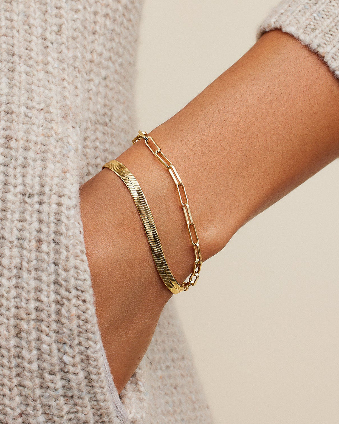 Go To Bracelet Set - Trendy Stackable Bracelets for Women - Perfect for Everyday Wear, Layering & Gifting