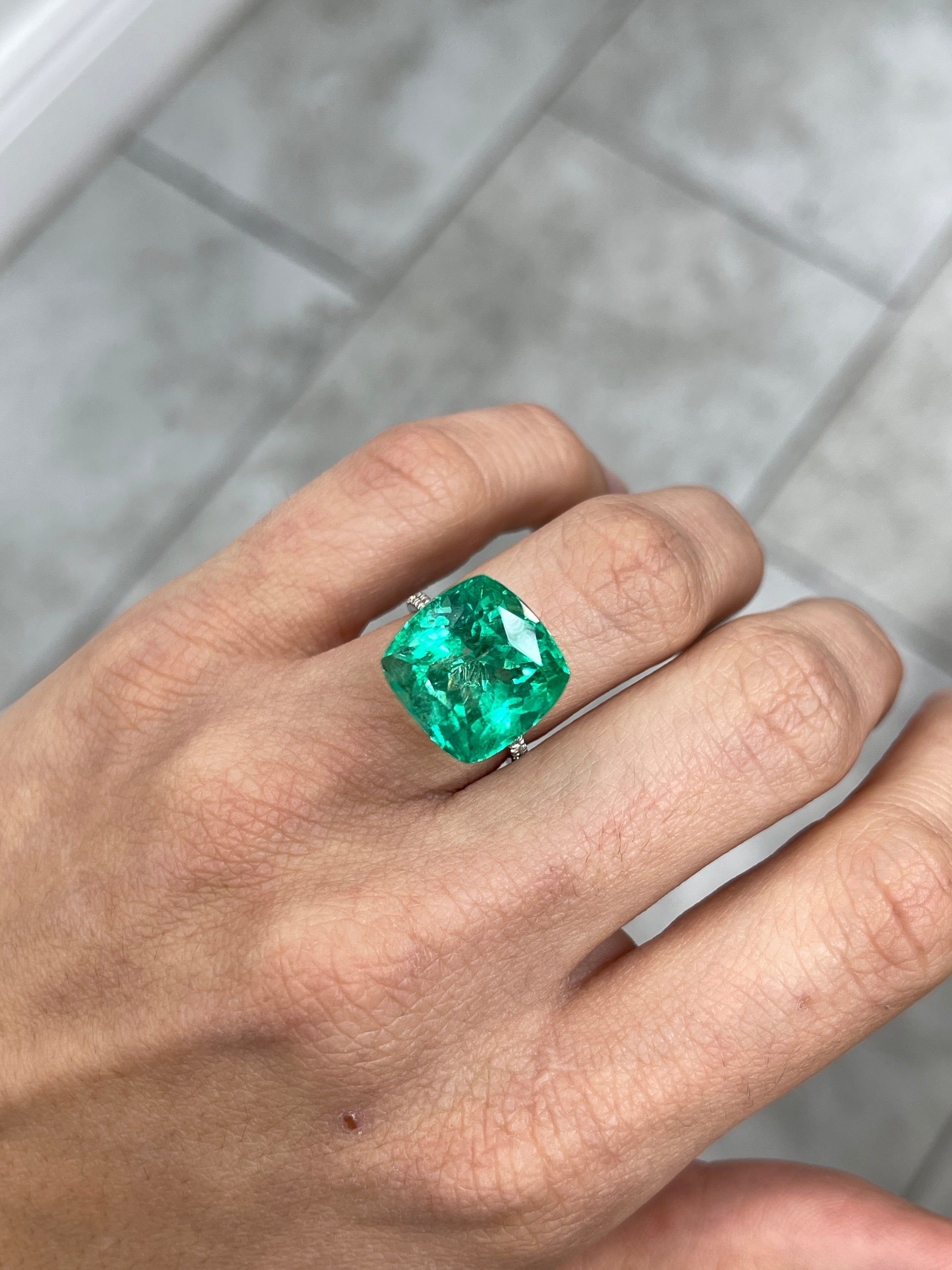 13.88 Carat 14x14mm Bluish Green Cushion Cut Loose Colombian Emerald - Ethically Mined Natural Gemstone for Jewelry Making, Engagement Rings & Luxury Gifts