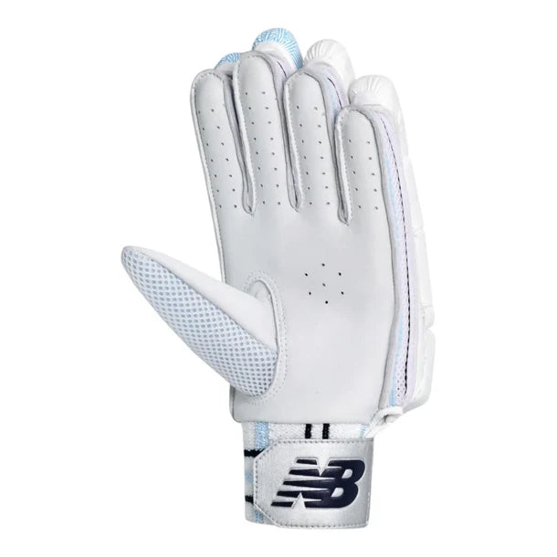 New Balance TC 8I Adult Cricket Batting Gloves - Breathable & Protective for Cricket Matches & Training Sessions