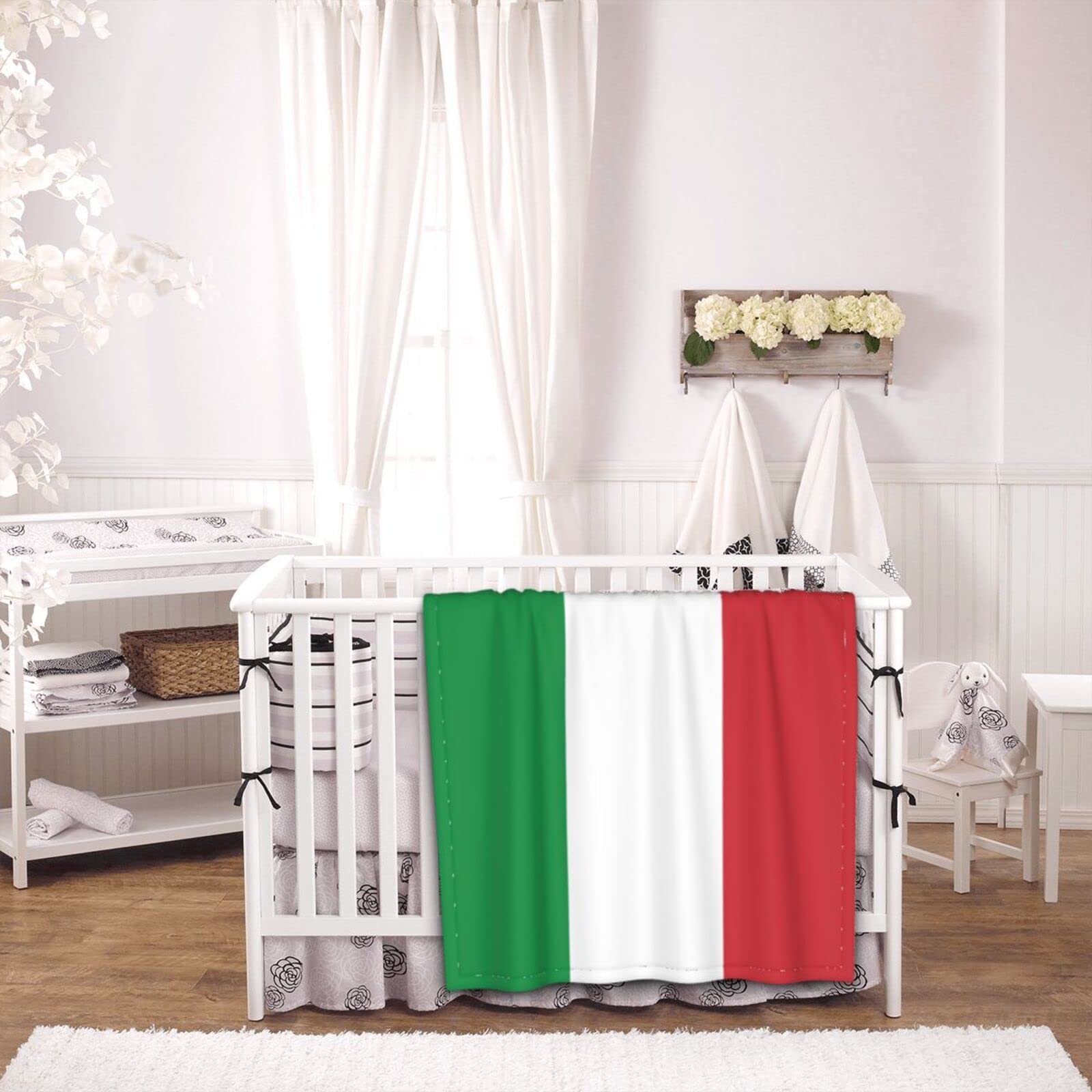 Italian Flag Baby Blanket - Soft 30x40 Inch Swaddling Blanket for Newborns & Toddlers | Perfect for Nursery, Photo Shoots & Gifts