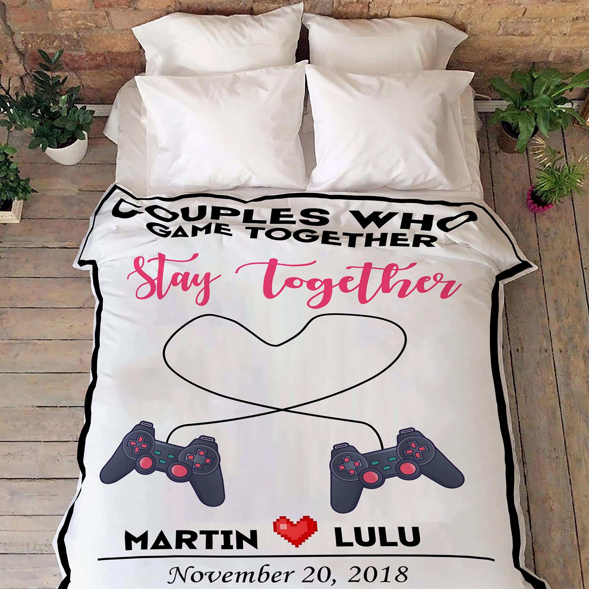 Personalized Couple Fleece Blanket - Custom Name & Date Gift for Gamers | Anniversary, Valentine's Day & Cozy Home Decor