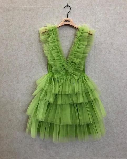 Deep V Neck Green Short Homecoming Dresses J4095 - Elegant Prom Party Dress for Teens, Perfect for Homecoming, Prom Night & Special Occasions