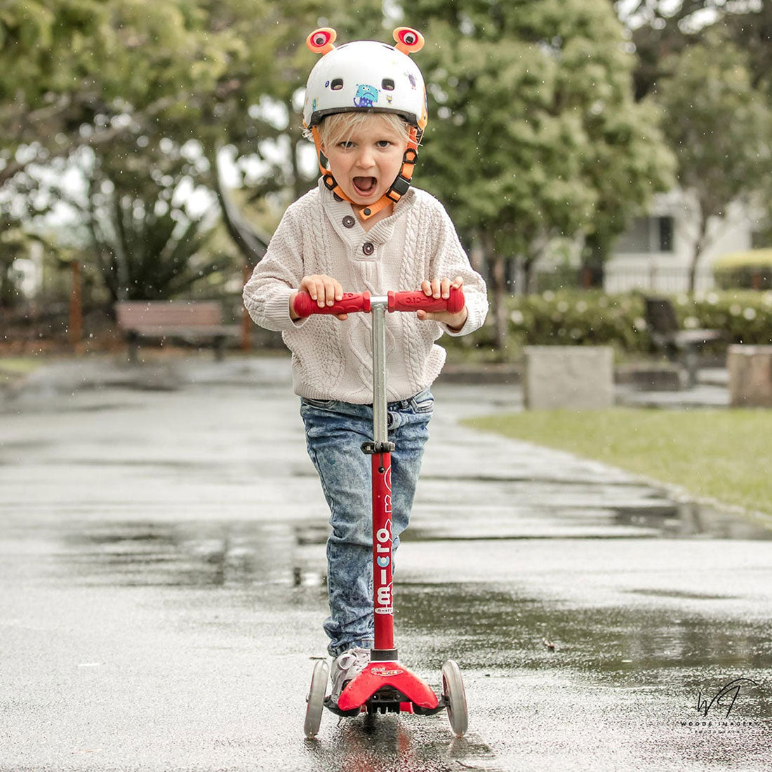 Micro Mini Deluxe 3 Wheel Scooter for Kids - Lightweight & Foldable Kick Scooter with Adjustable Handlebar (Red) - Perfect for Commuting, Park Rides & Neighborhood Fun