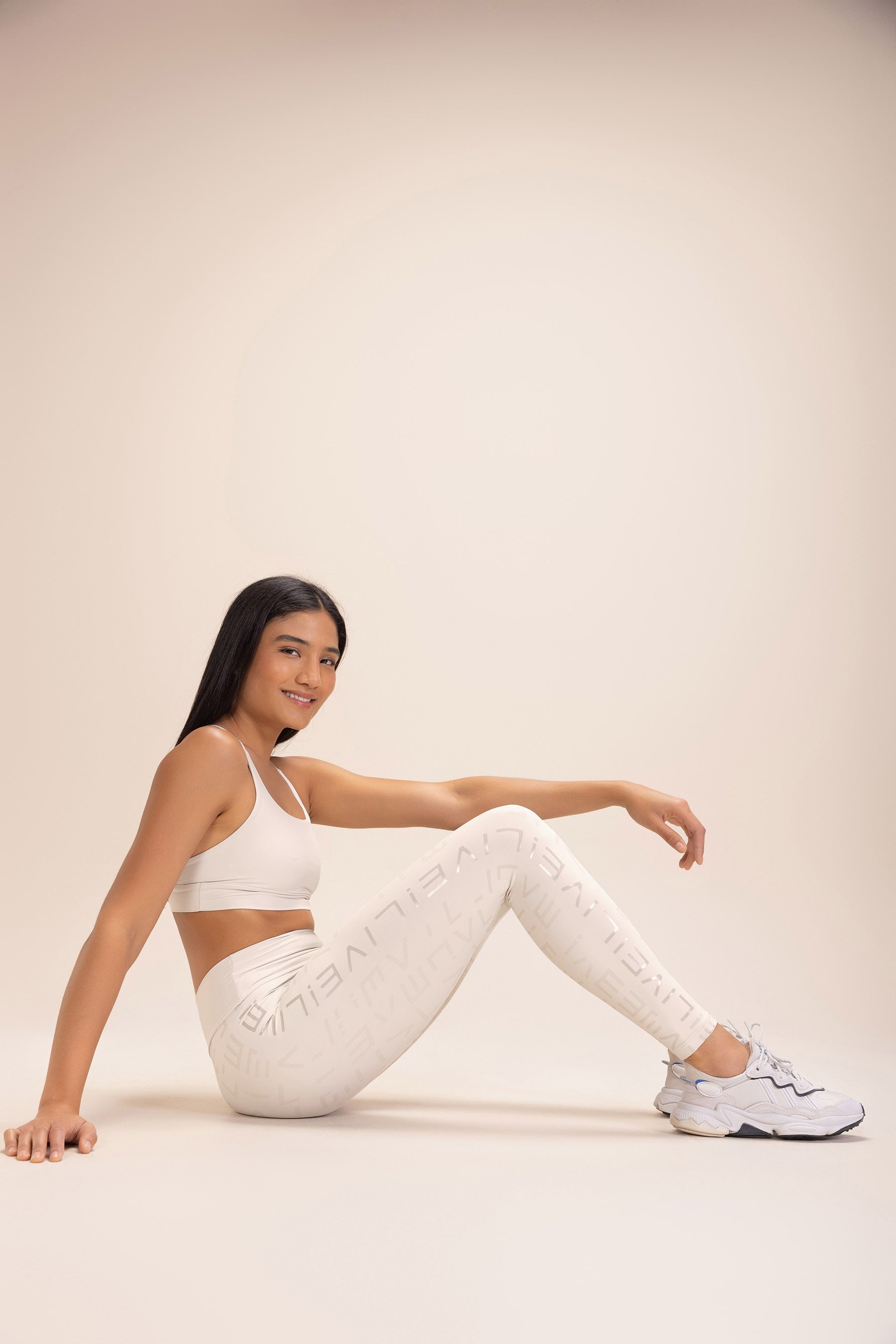 Hydefit® Adaptiv Icon Leggings - High Waist Yoga Pants for Women, Tummy Control Workout Leggings, Moisture Wicking & 4-Way Stretch - Perfect for Yoga, Gym, Running & Everyday Wear