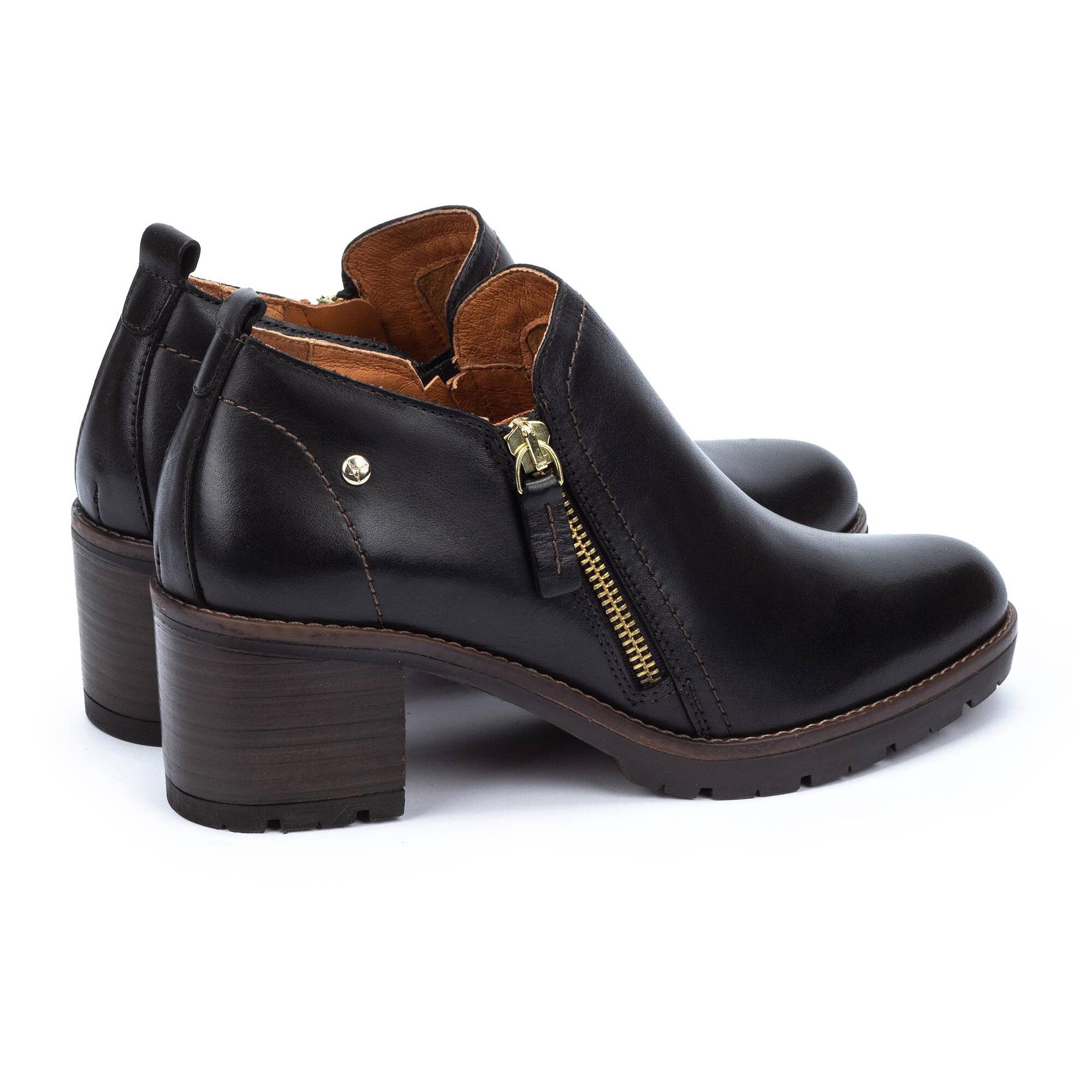 Pikolinos Llanes Women's Comfortable Leather Loafers - Stylish Slip-On Shoes for Casual Wear, Office & Travel