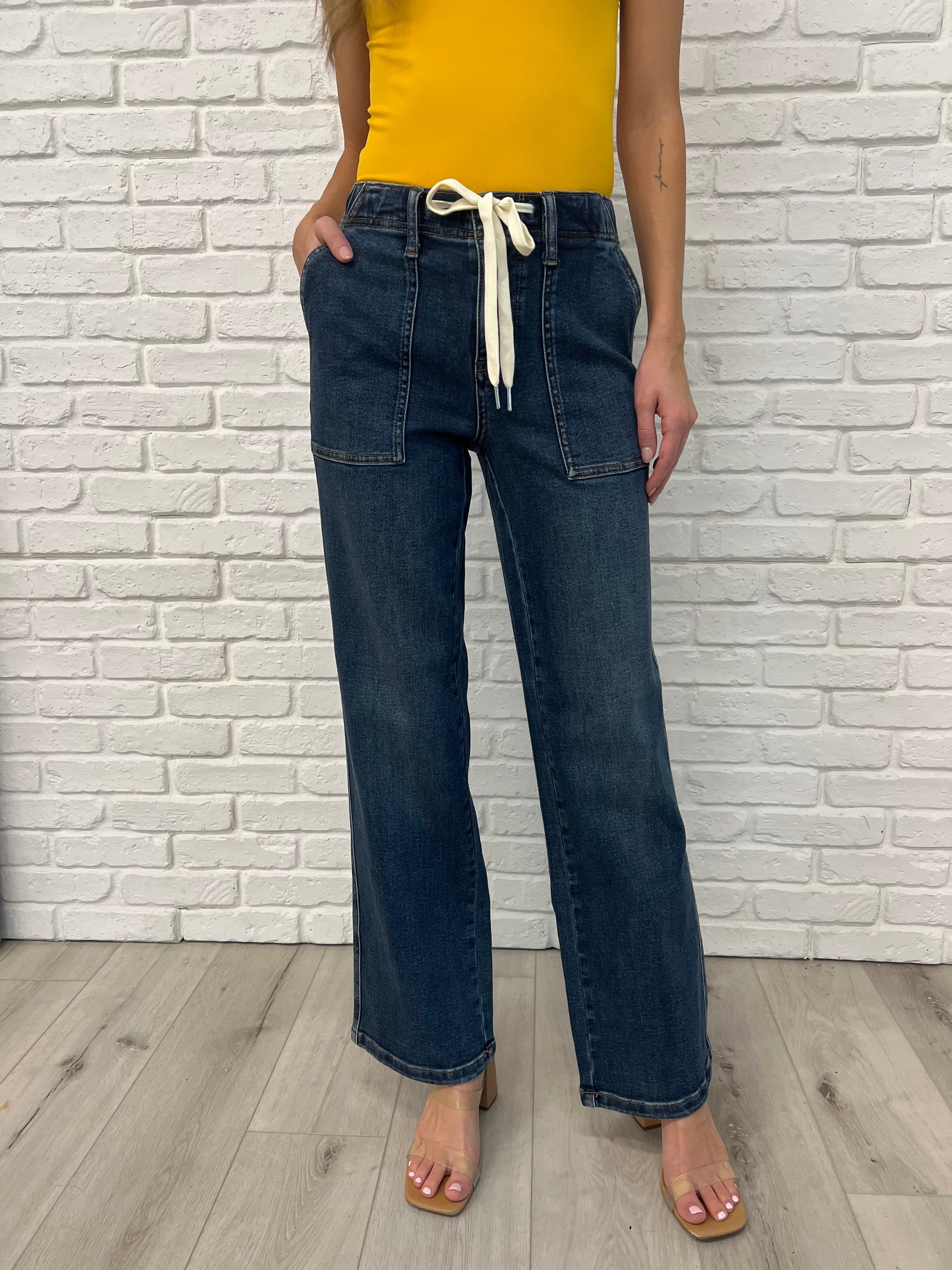 JUDY BLUE Melanie High Rise Drawstring Wide Leg Jeans for Women - Comfortable Stretch Denim Pants with Elastic Waist - Perfect for Casual Wear, Work & Everyday Outfits