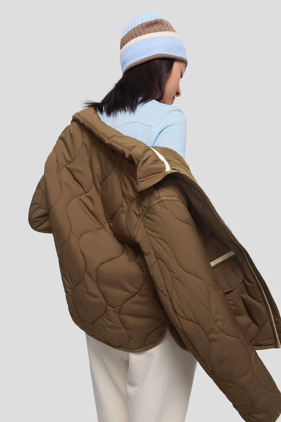 HeatStand Women's Midweight Jacket - Waterproof Windbreaker for Hiking, Travel & Outdoor Activities | Lightweight Insulated Coat for Fall & Winter