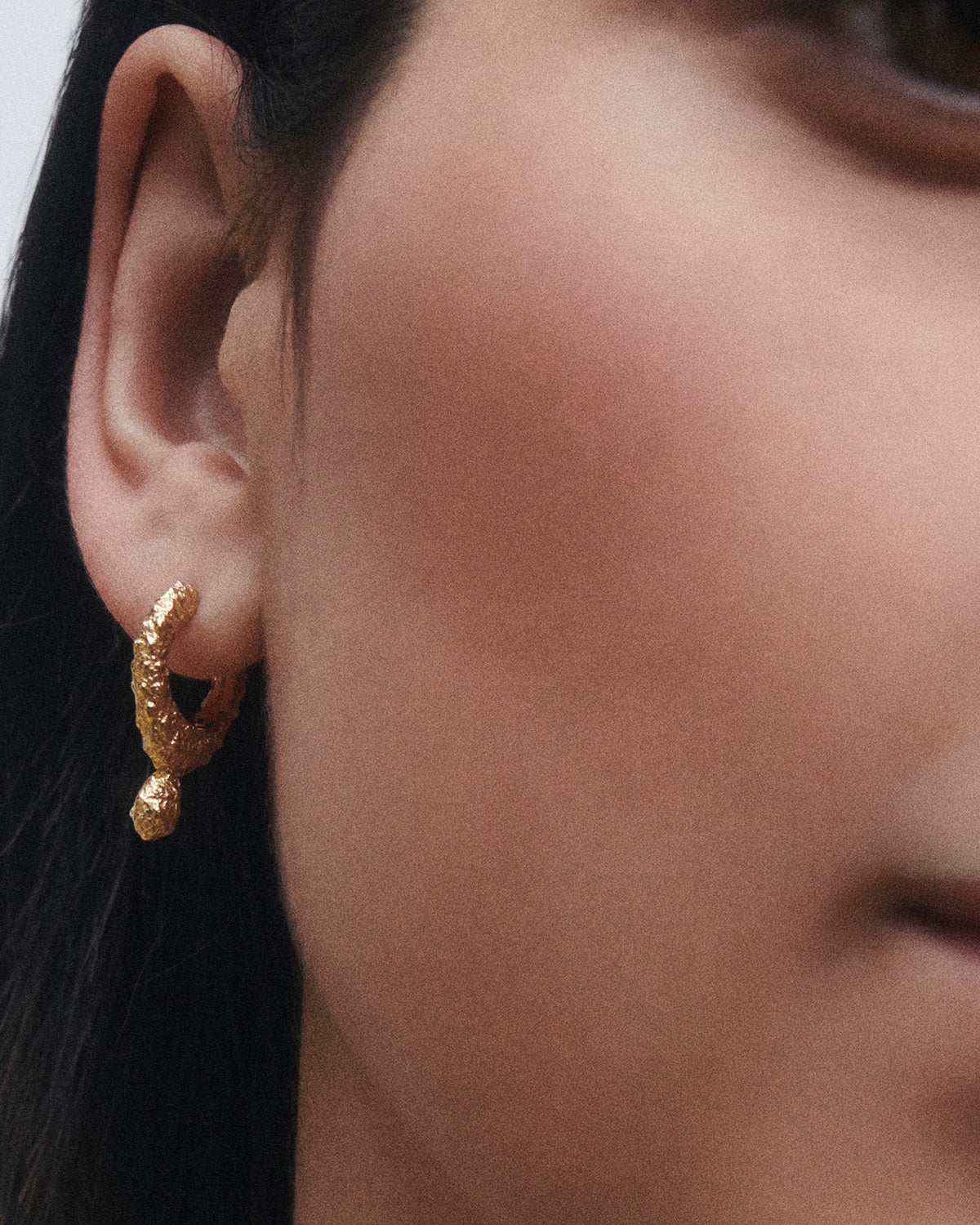 GRID 3 Lava Single Hoop Earrings for Women - Dainty Gold Hoop Earrings for Everyday Wear | Perfect for Casual, Office & Date Night Outfits
