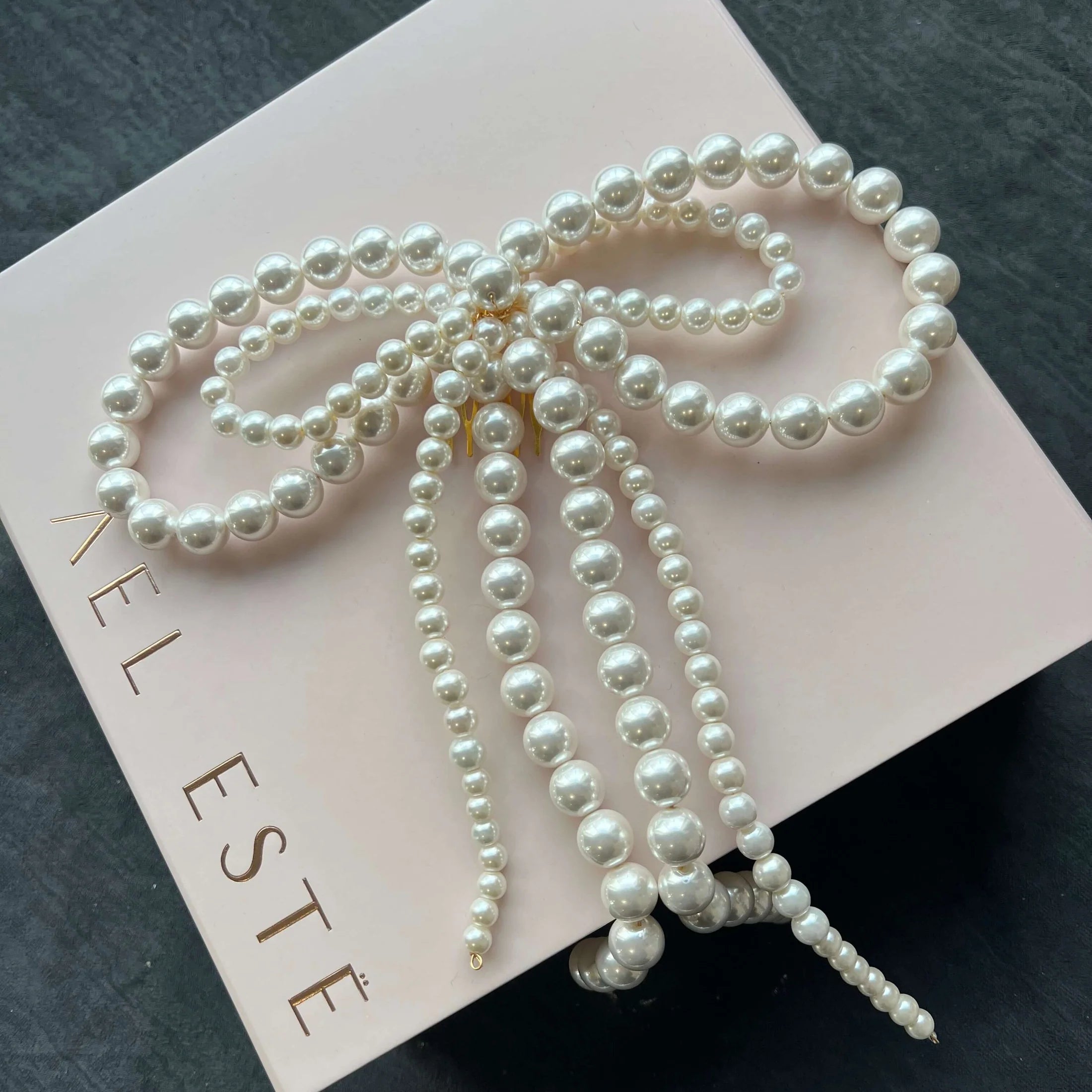A'el Este Lotti Pearl Bridal Bow Comb - Elegant Hair Accessory for Weddings, Prom & Special Occasions
