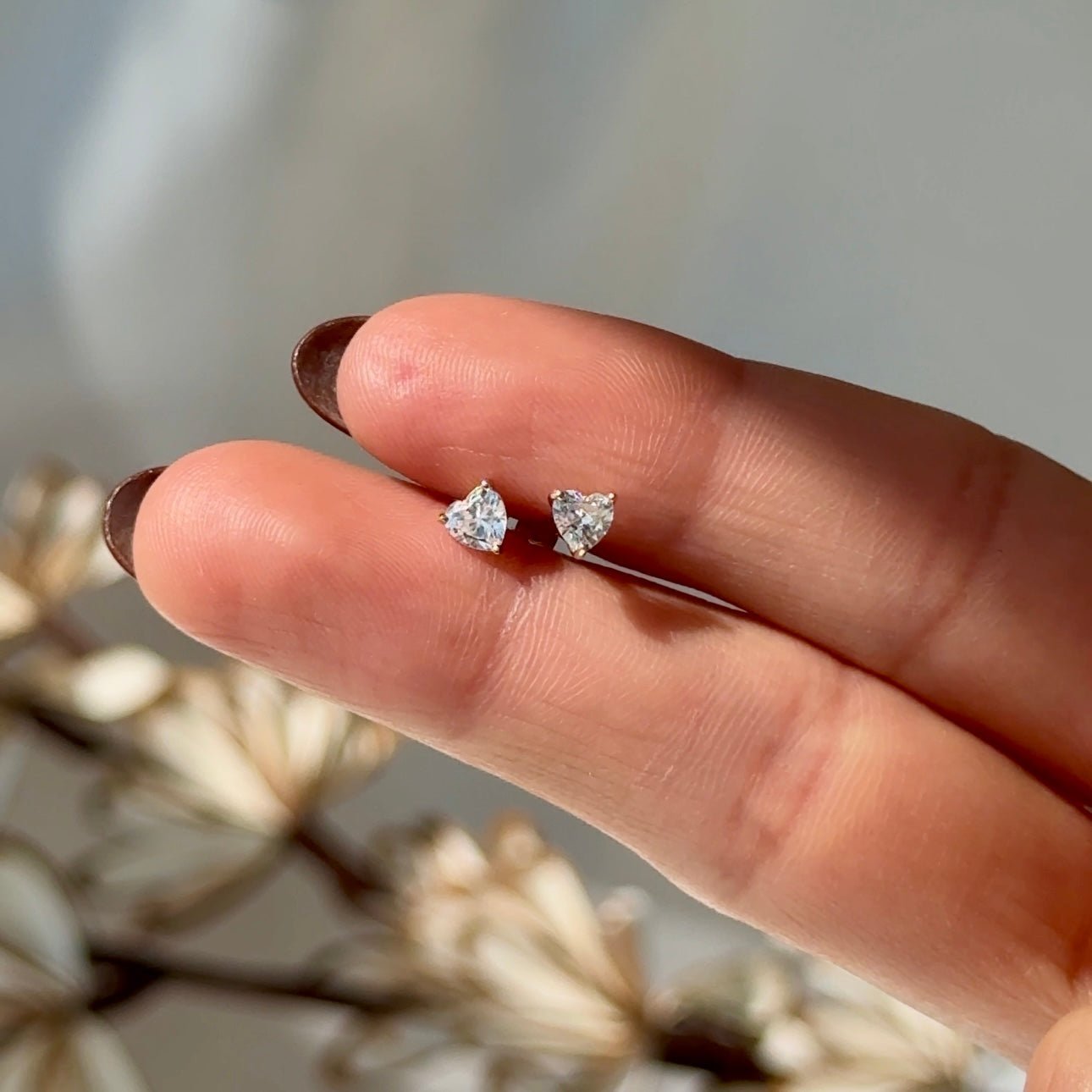 14K Yellow Gold Stone Heart Flat Back Stud Earrings - Minimalist Dainty Jewelry for Women - Perfect for Everyday Wear, Gifts & Special Occasions
