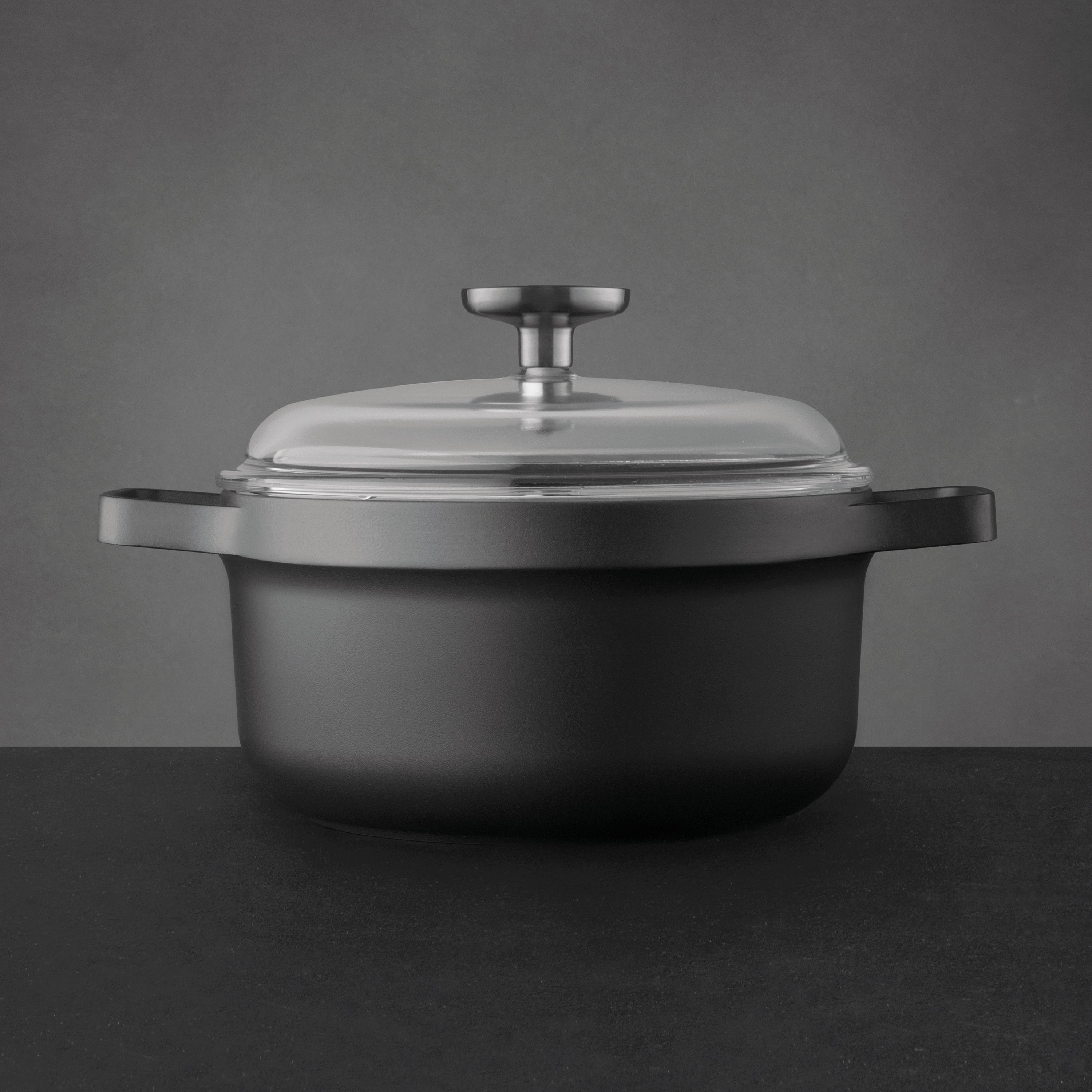 BergHOFF GEM 8 Non-Stick 3-Quart Stockpot with Glass Lid - Durable Black Cooking Pot for Soups, Stews & Pasta | Perfect for Family Meals & Professional Kitchens