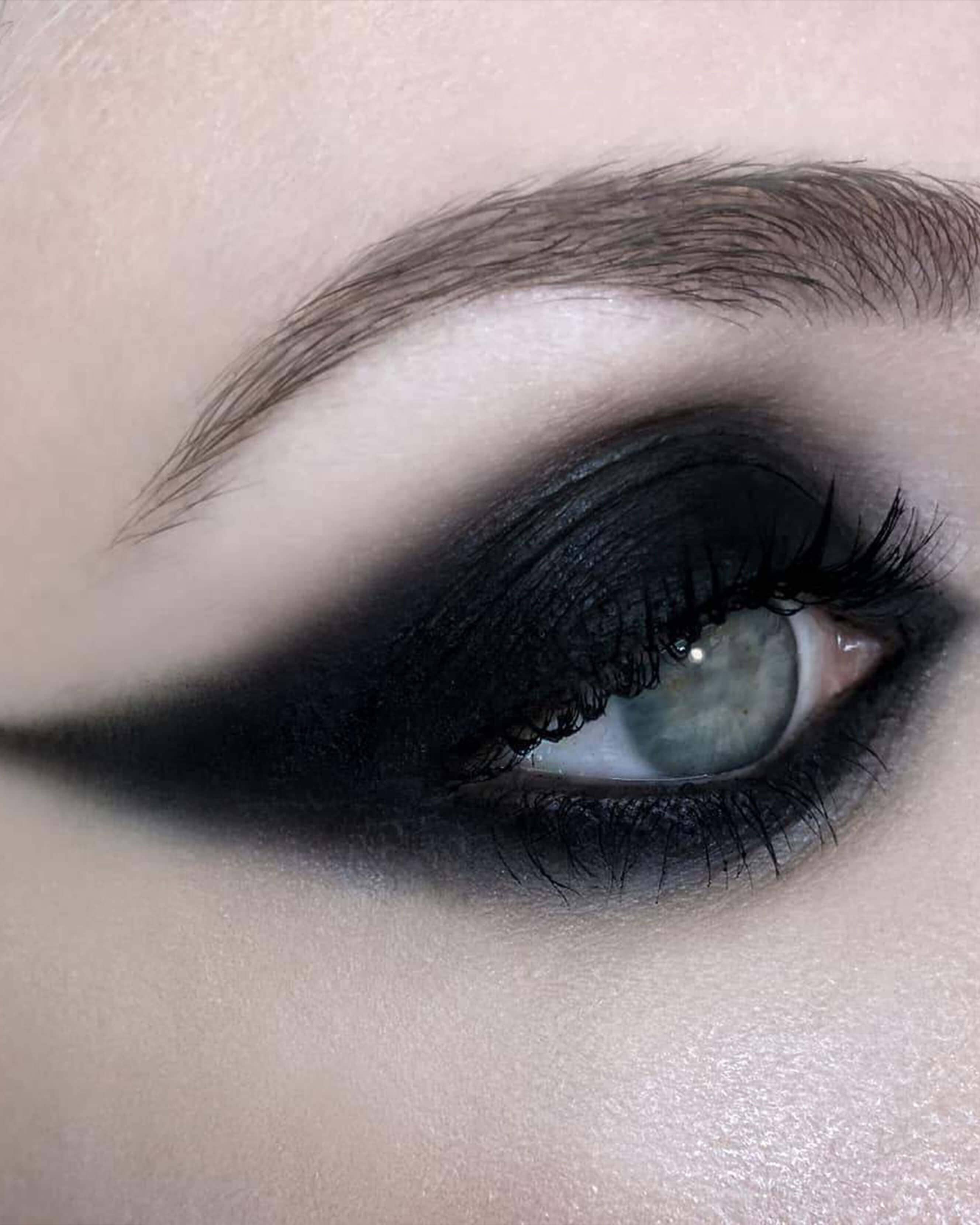 Black Orb Enigmatic Kohl Eyeliner - Long Lasting Smudge Proof Waterproof Eyeliner Pencil for Dramatic Eye Makeup, Perfect for Party, Wedding & Special Occasions