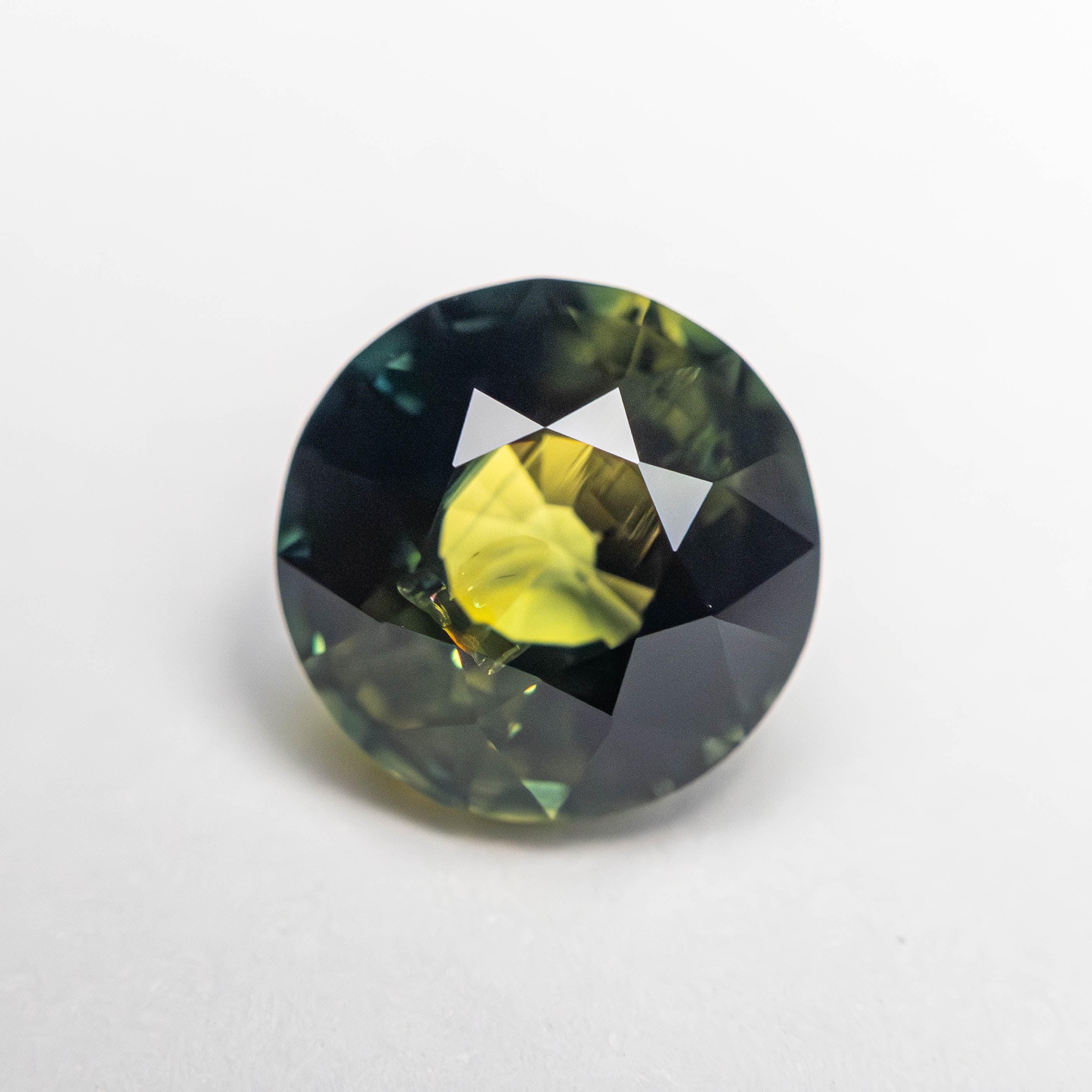 2.63ct Round Brilliant Blue Sapphire - 7.99x7.92x5.33mm Natural Gemstone for Engagement Rings & Fine Jewelry | Certified Loose Stone for Wedding Bands, Earrings & Necklaces