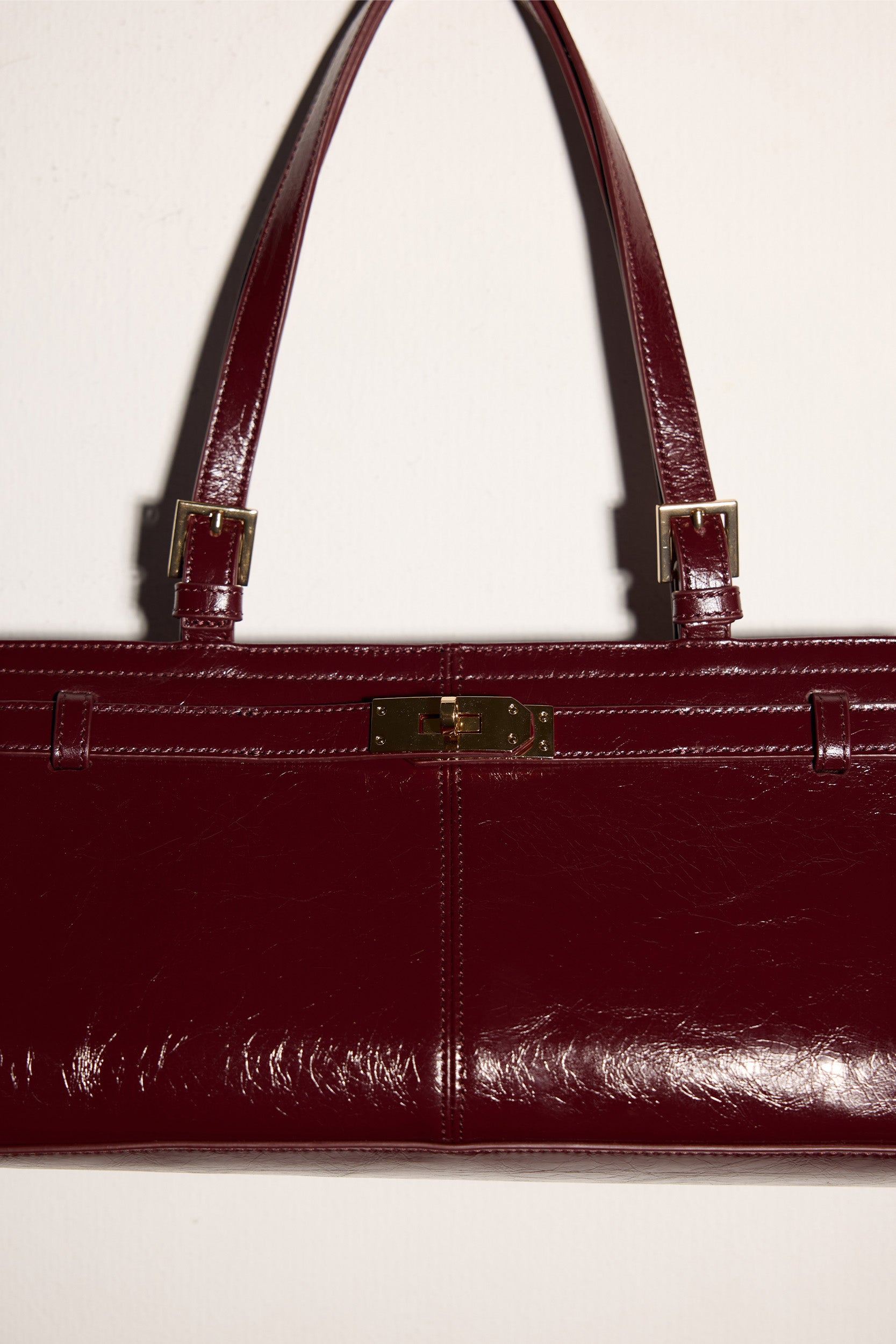 Luna Burgundy Crossbody Bag for Women - Stylish Leather Purse for Everyday Use, Work, and Travel | Fashionable Shoulder Bag with Adjustable Strap