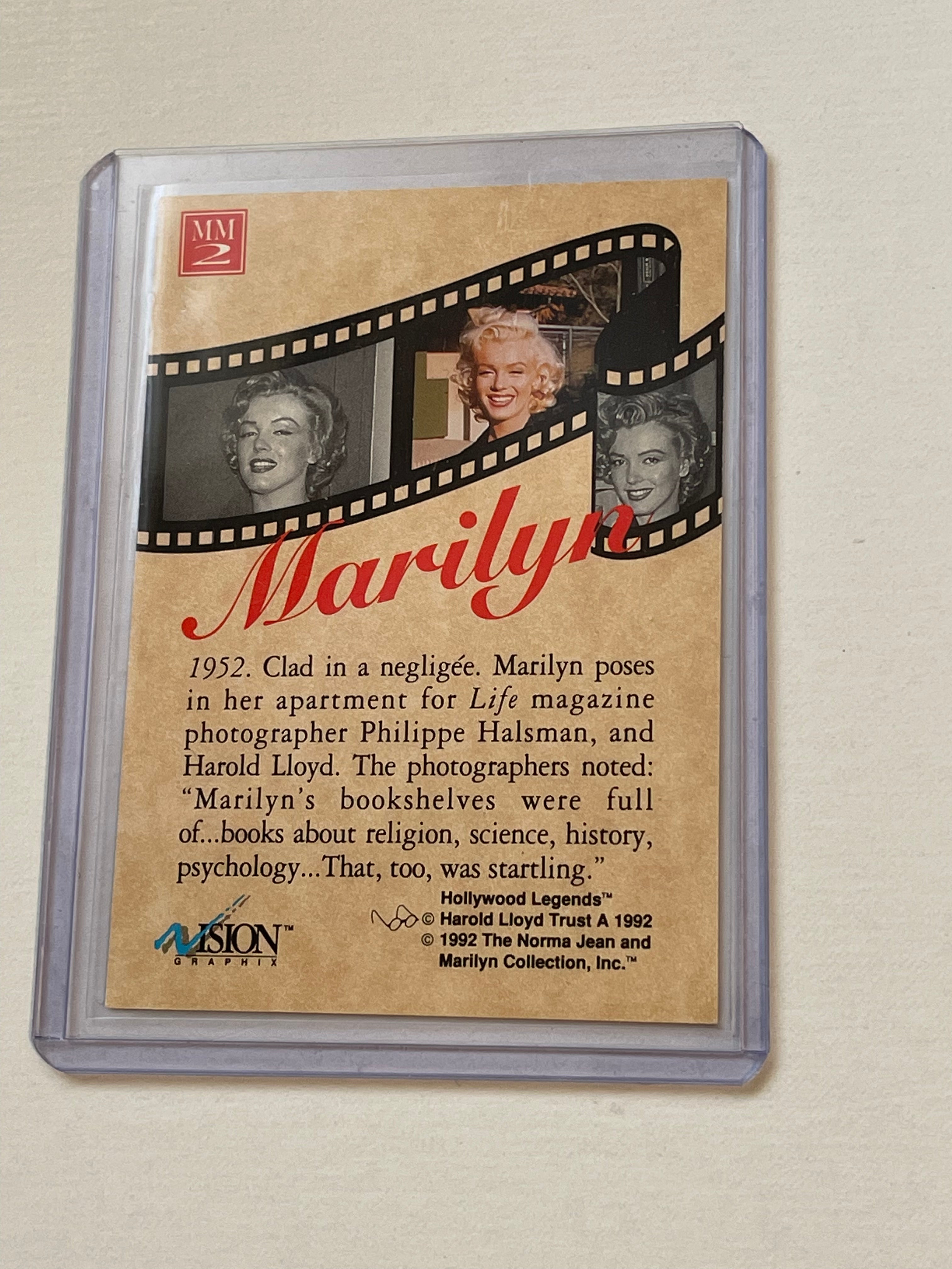 Vintage 1992 Marilyn Monroe Hologram Insert Card - Collectible Memorabilia for Fans, Display & Gift Giving
