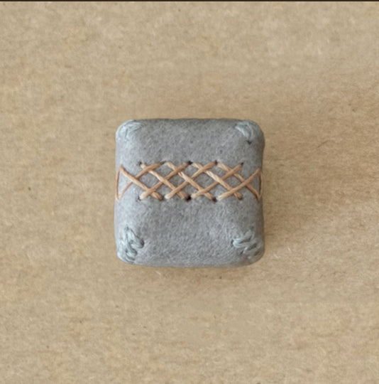 Premium Leather Personalized Keycaps - Hand-Stitched Retro Artisan Keycaps for Mechanical Keyboards | Durable & Stylish Keyboard Accessories for Gaming, Typing & Office Use