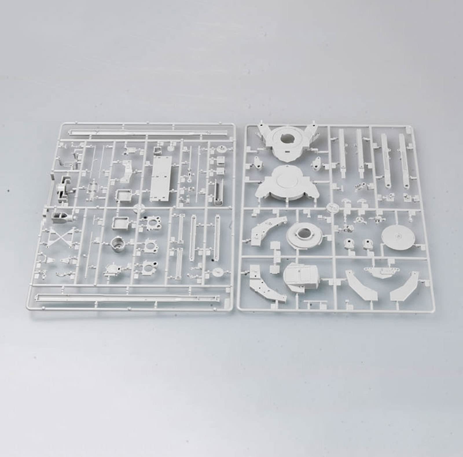 1/35 Scale US M198 155mm Medium Towed Howitzer Early Model 3D Puzzle Kit - Plastic Military Tank Model Building Set for Adults (13.9 x 3 Inches) - Perfect for DIY Projects, Collectors & Gift Giving