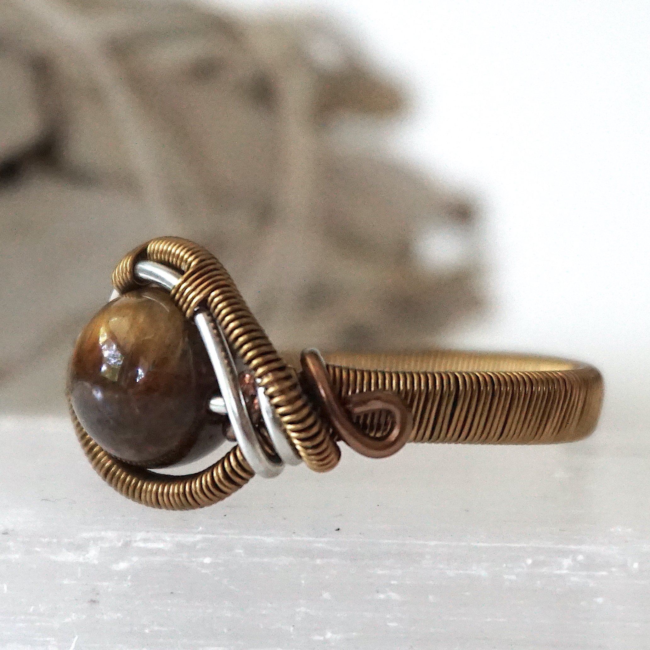Tiger's Eye Gemstone Ring - Antique Bronze & Silver Plated Jewelry for Women | Spiritual Healing, Protection & Elegant Fashion Accessory