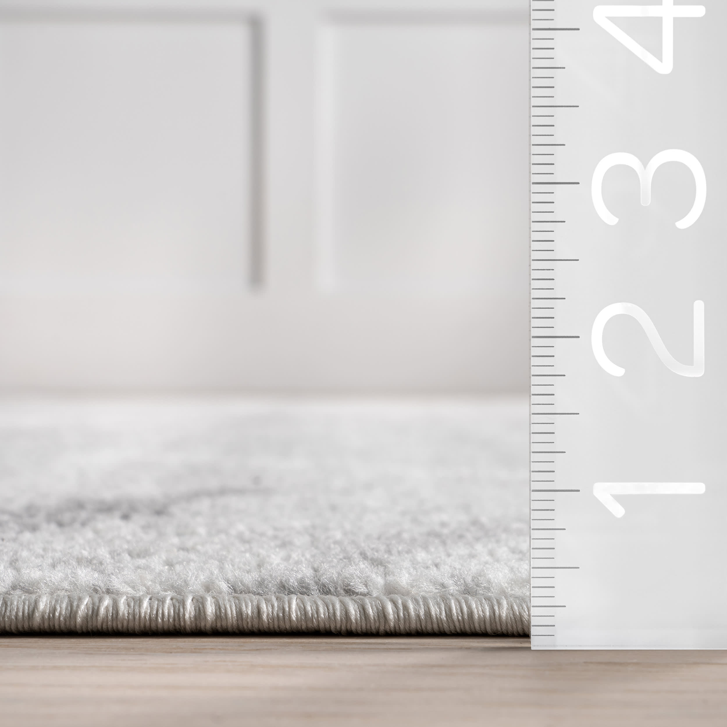 Broken Lattice Pattern Area Rug - Soft Grey Modern Floor Carpet for Living Room, Bedroom & Office Decor