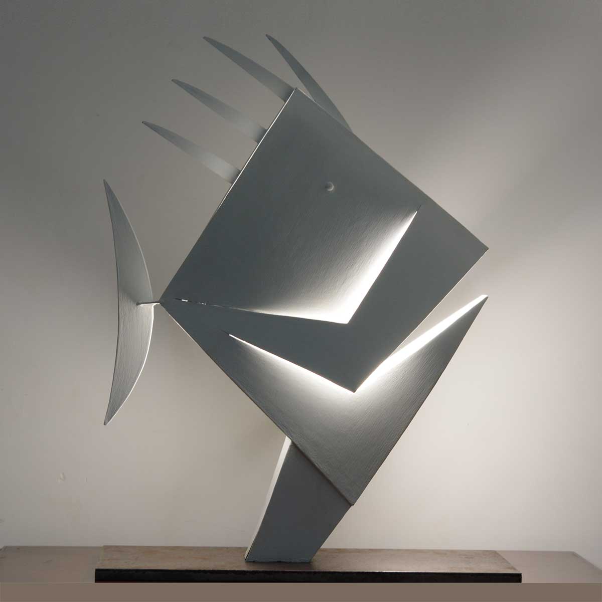 Abyssys Fisy Steel Sculpture - Modern Art Decor for Home, Office & Garden | Handcrafted Metal Wall Art & Outdoor Statue
