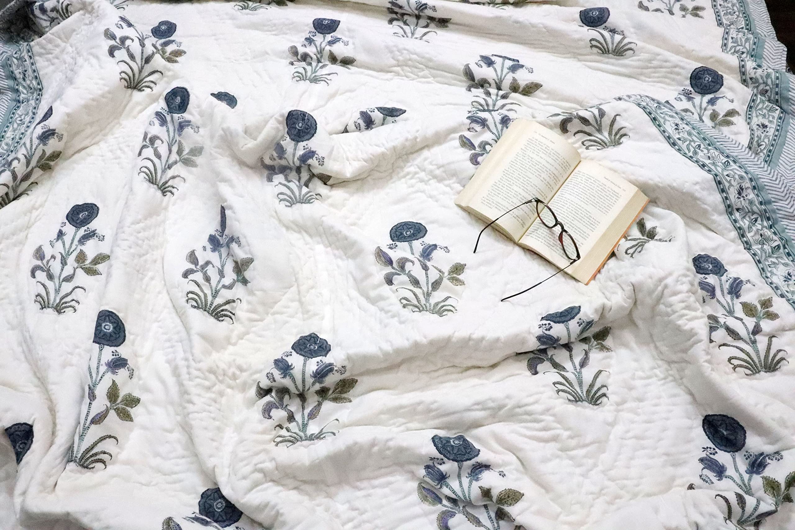 Jaipuri Razai Blue Block Print Quilt - Indian Reversible Kantha Quilt Duvet Cover - 100% Cotton Throw Quilted Blanket - Queen Size 90x108 Inches - Handmade Traditional Bedspread for Home Decor, Guest Room & Cozy Winter Nights