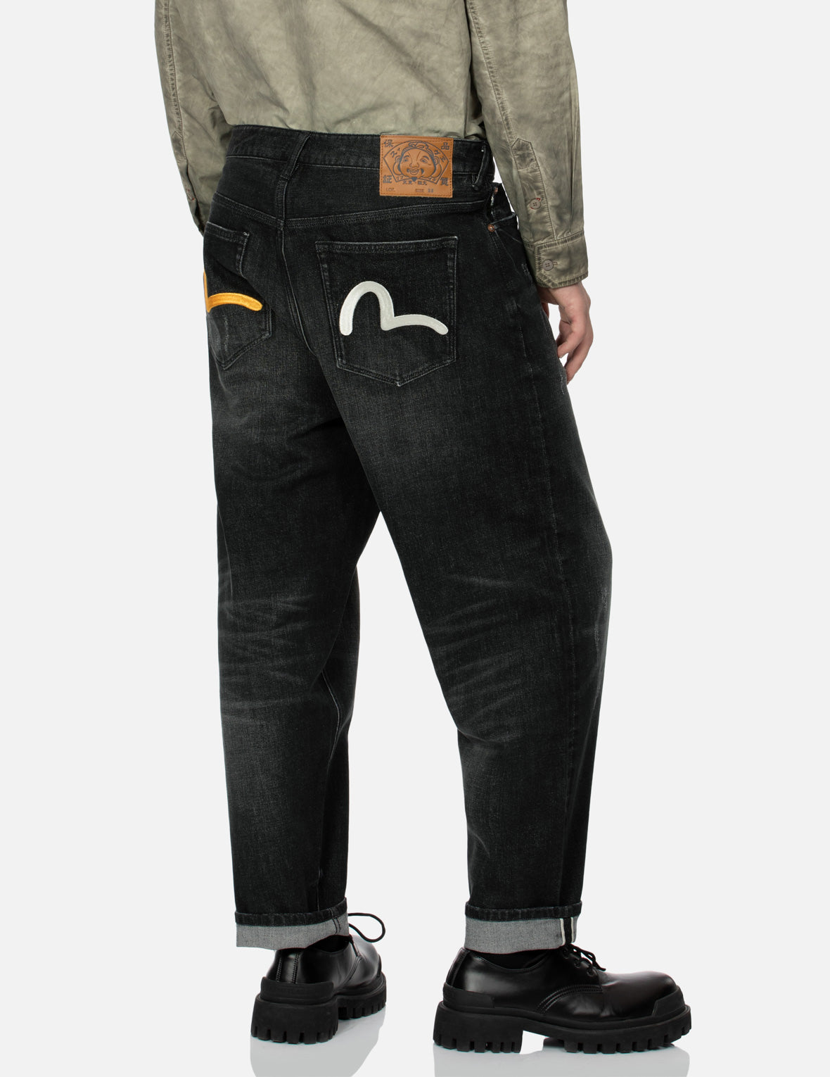 Washed Seagull Embroidery Slim Fit Jeans for Women - Vintage Denim Pants with Unique Bird Design, Perfect for Casual Outfits and Street Style Fashion