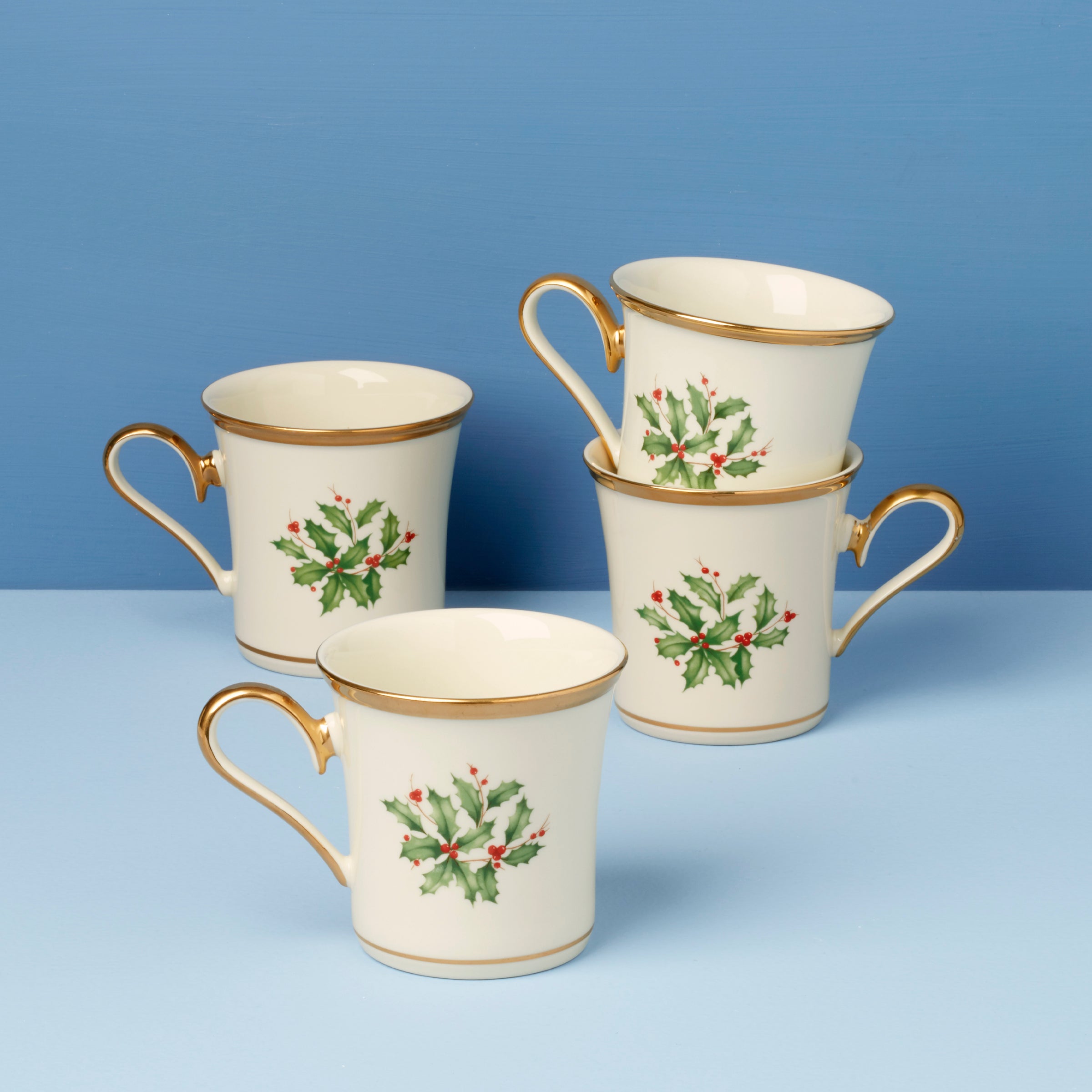 Festive Holiday Coffee Mugs Set of 4 - Christmas Themed Ceramic Cups for Hot Cocoa, Tea & Coffee - Perfect for Holiday Parties, Family Gatherings & Cozy Winter Mornings
