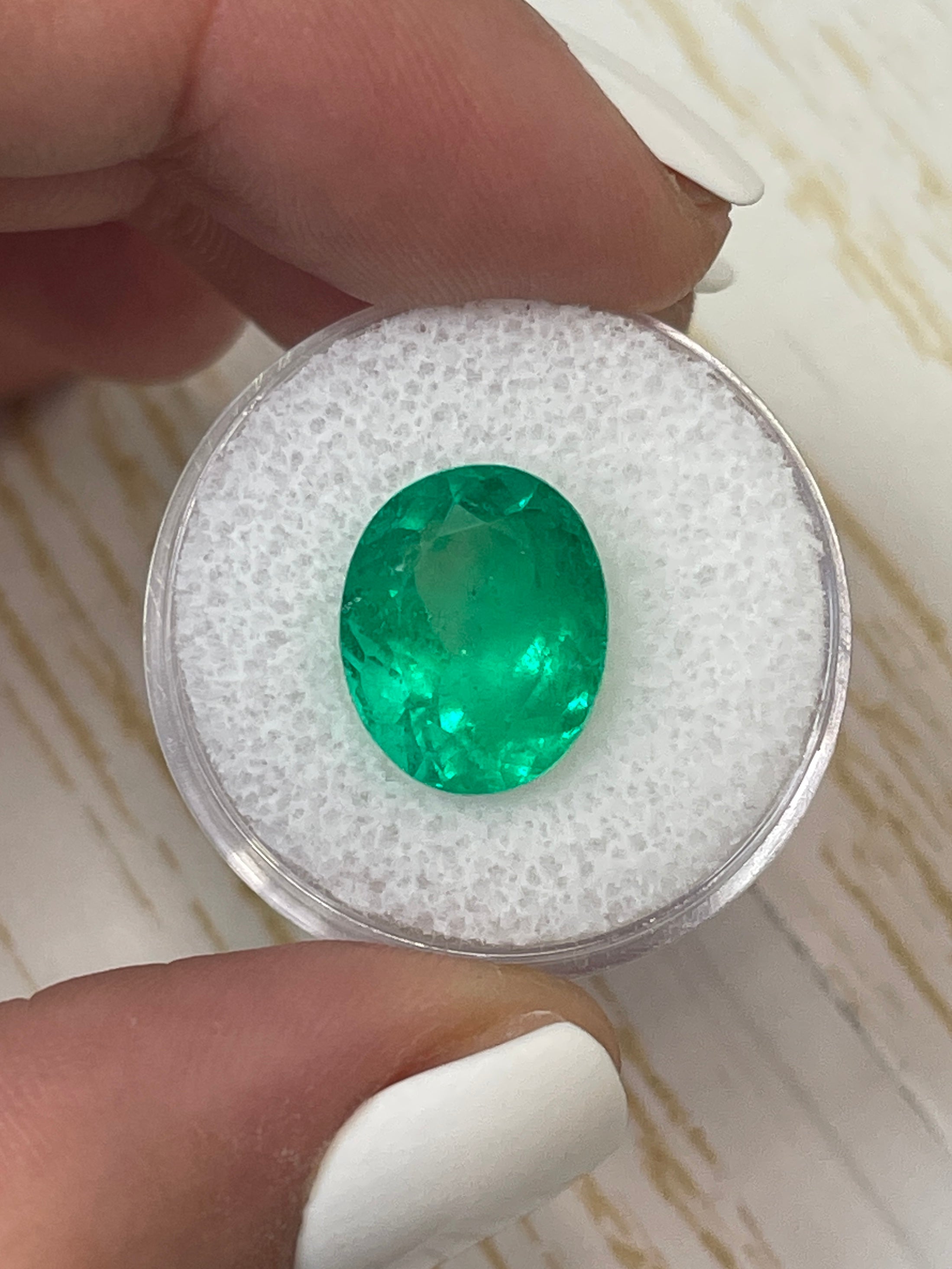 6.89 Carat Muzo Yellowish Green Natural Loose Colombian Emerald - Oval Cut 13.6x11mm for Jewelry Making, Engagement Rings & Luxury Gifts